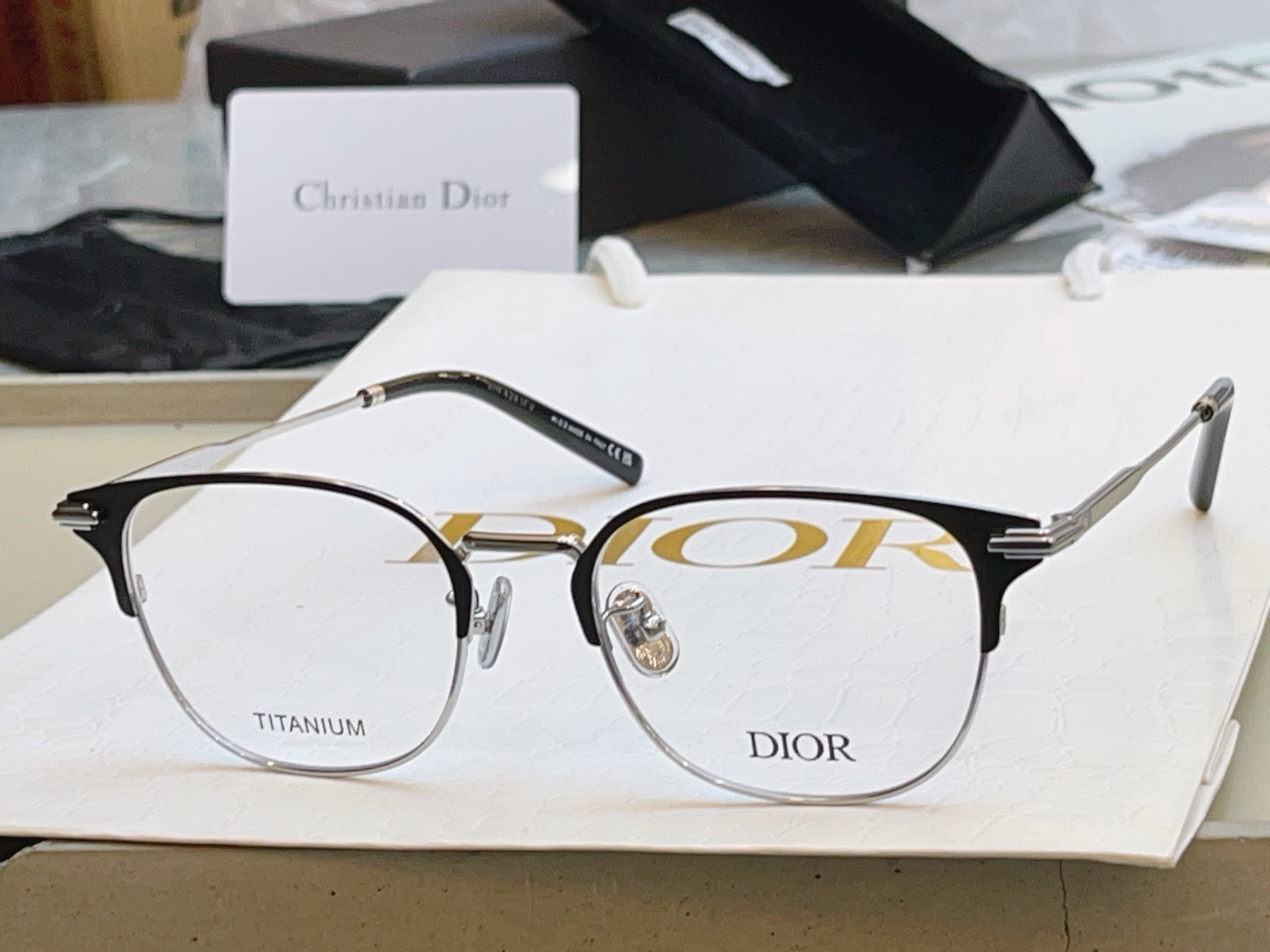 【DIO* 】迪*奥新款眼镜架 钛✨，MODEL：Dior BlackSuit O S23F，SIZE：