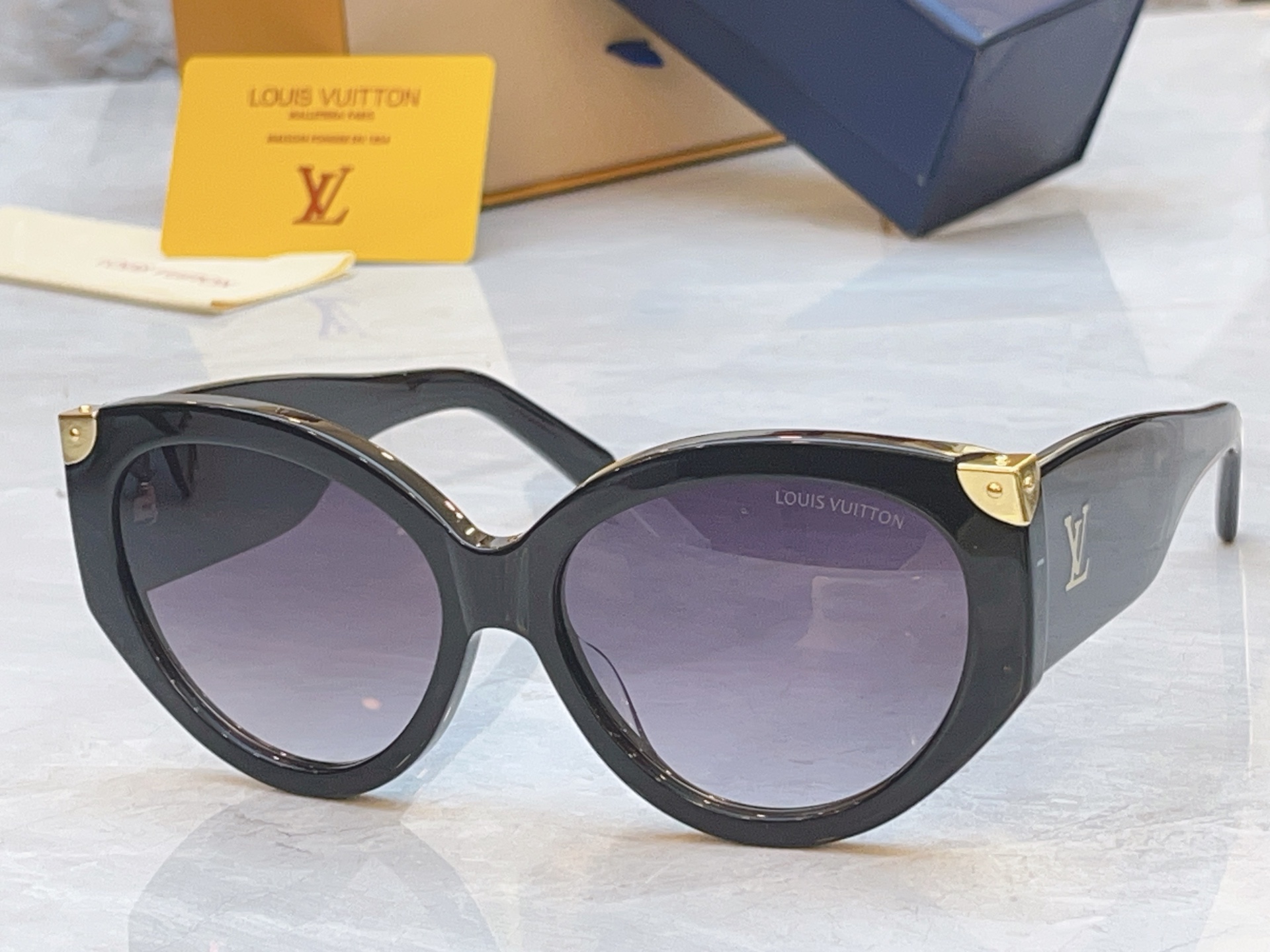 【LOUIS VUITTO*】路易*威登新款太阳镜，MODEL：Z3339E，SIZE：59口16-14