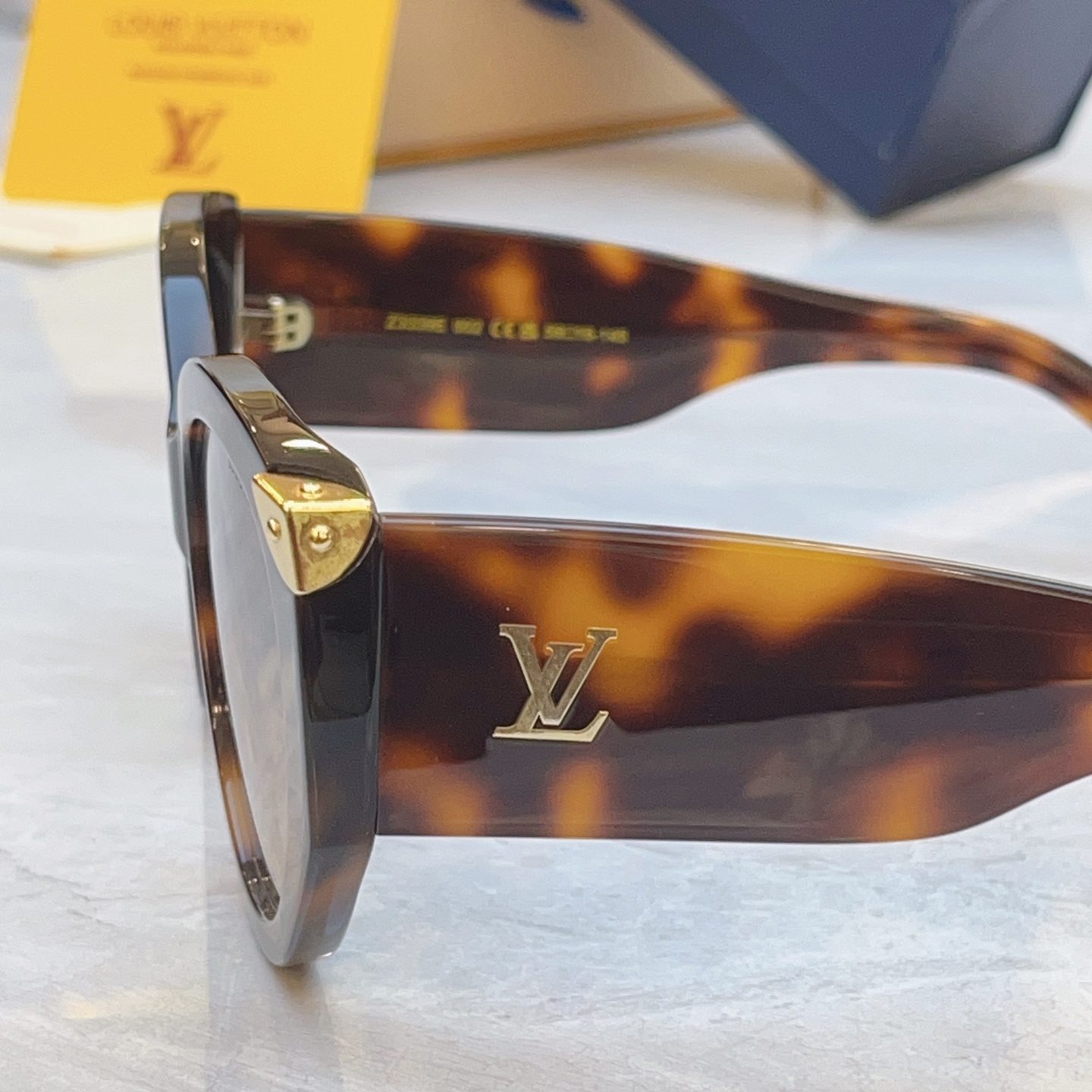 【LOUIS VUITTO*】路易*威登新款太阳镜，MODEL：Z3339E，SIZE：59口16-14