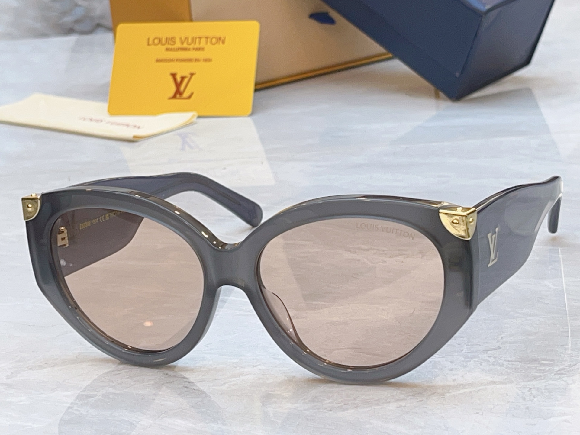 【LOUIS VUITTO*】路易*威登新款太阳镜，MODEL：Z3339E，SIZE：59口16-14
