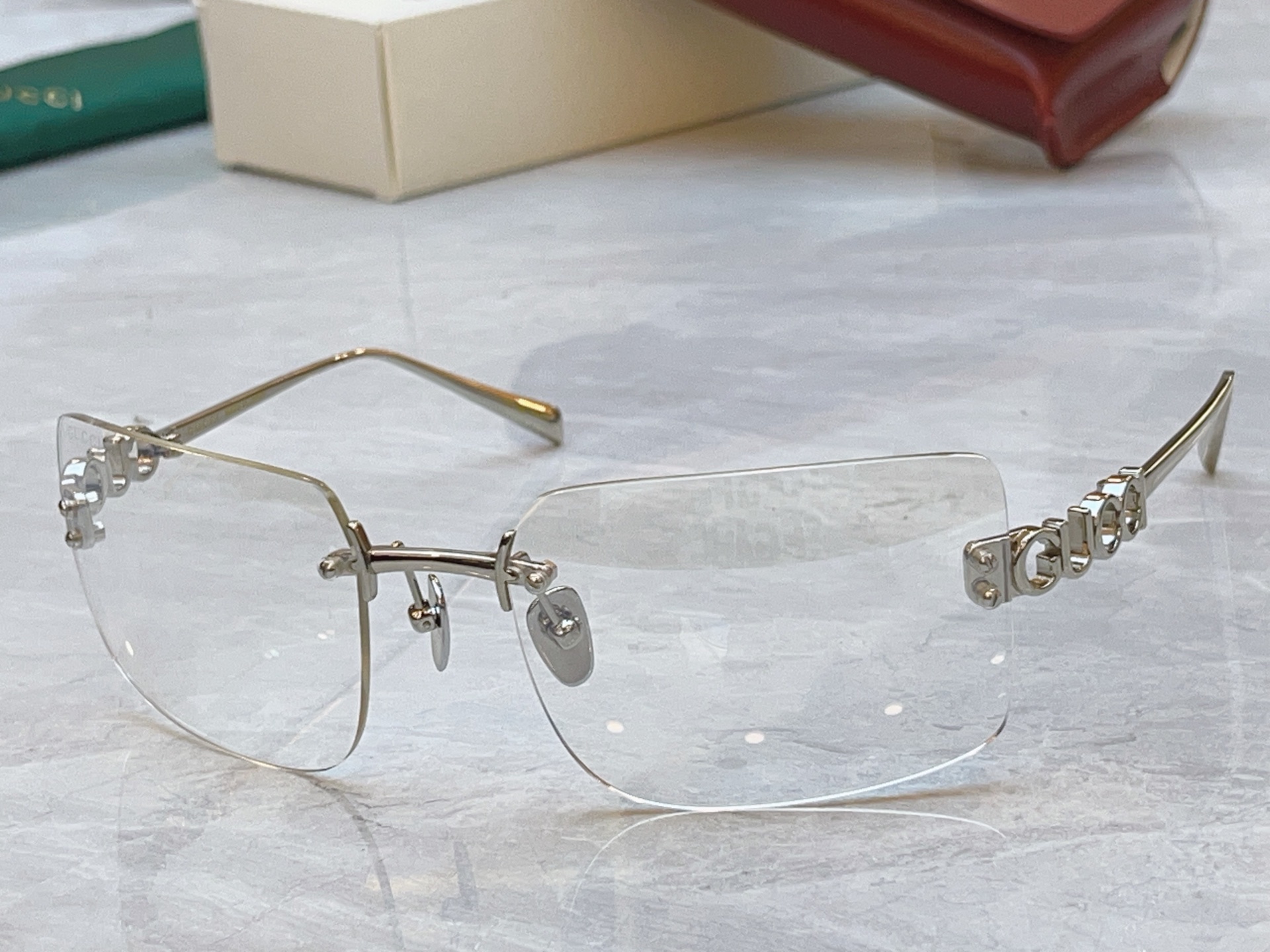【GUCC*】古*驰新款太阳镜，MODEL：GG2038S，SIZE:61口20-105