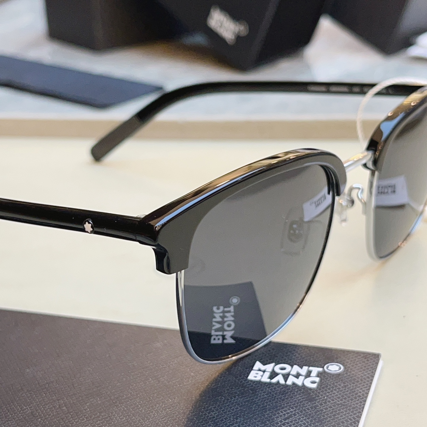 【MONT BLAN*】万宝*龙新款太阳镜，钛架✨MODEL:MB0488SA，SIZE:55口20-1