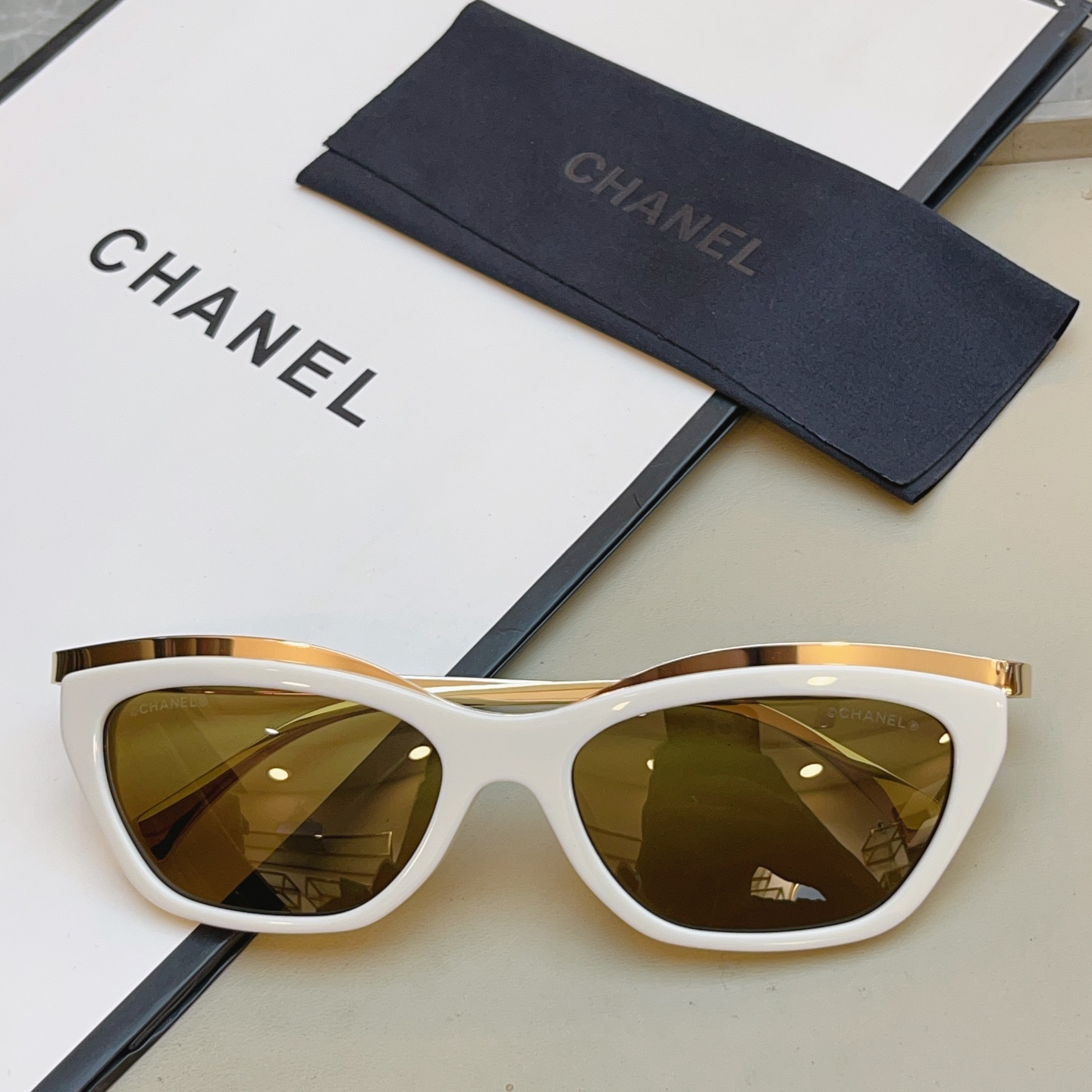 ，【CHANE*】香奈儿新款太阳镜 高版本✨，MODEL：CH4299，SIZE：55口17-140 3N