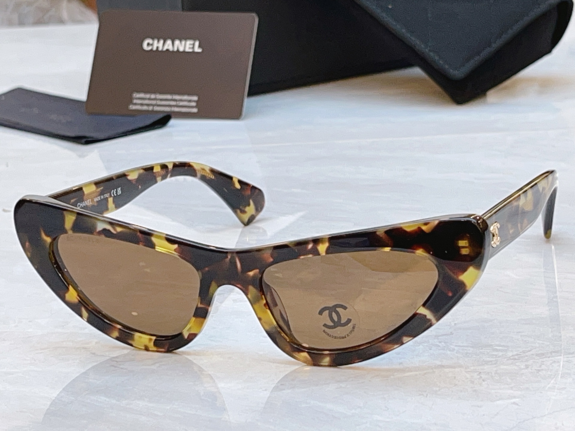 ，【CHANE*】香奈儿新款太阳镜，MODEL：CH9203，SIZE：50口19-140