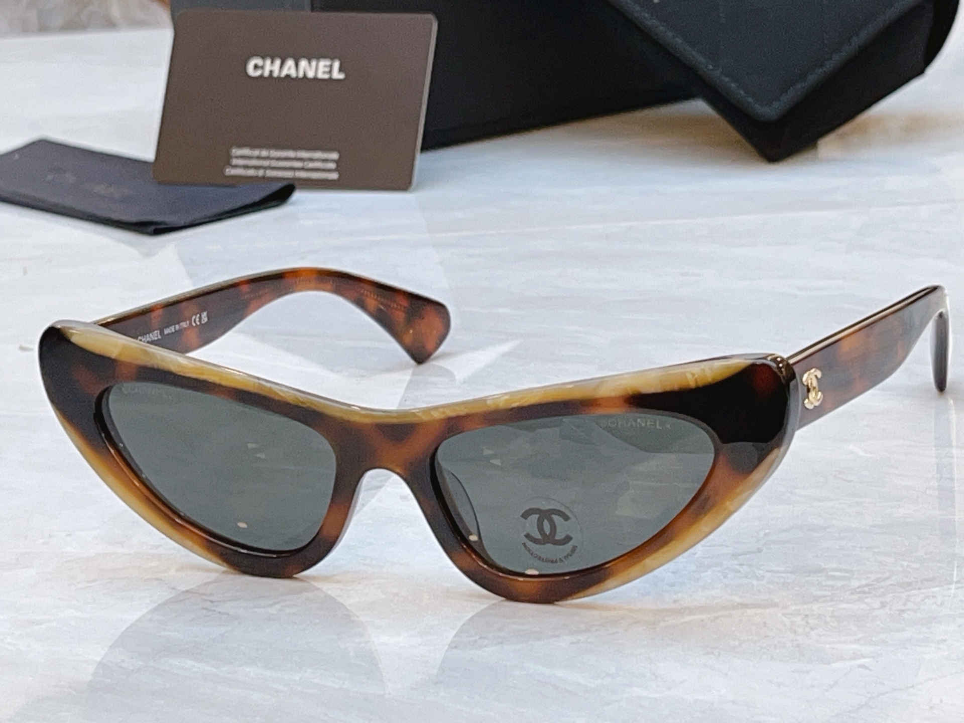 ，【CHANE*】香奈儿新款太阳镜，MODEL：CH9203，SIZE：50口19-140