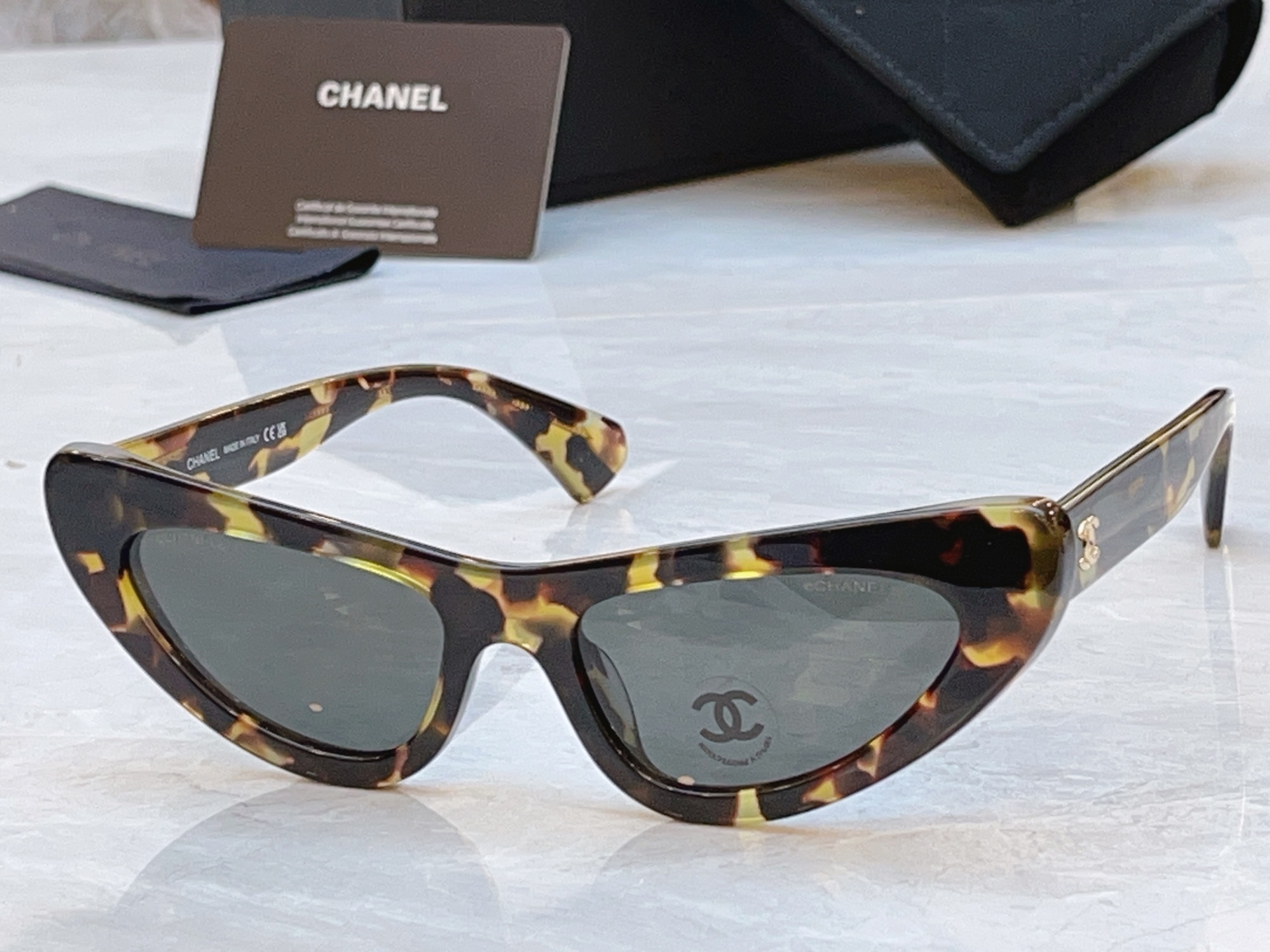 ，【CHANE*】香奈儿新款太阳镜，MODEL：CH9203，SIZE：50口19-140