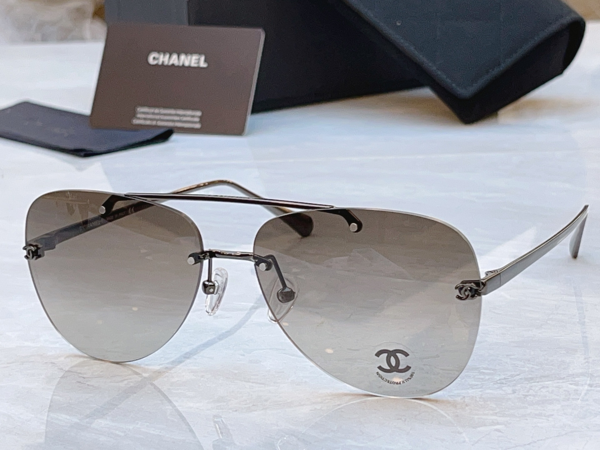 ，【CHANE*】香奈儿新款太阳镜，MODEL：CH4285T，SIZE：61口15-140