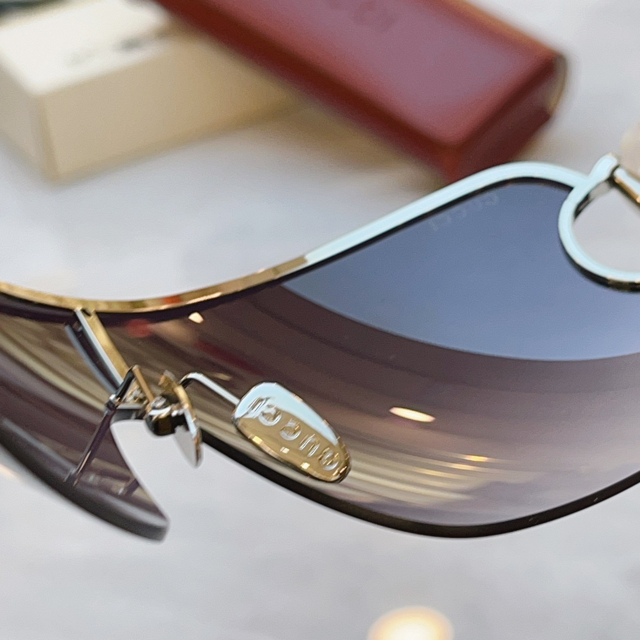 ，【GUCC*】古*驰新款太阳镜，MODEL：GG2174S，SIZE:58口1-110 S