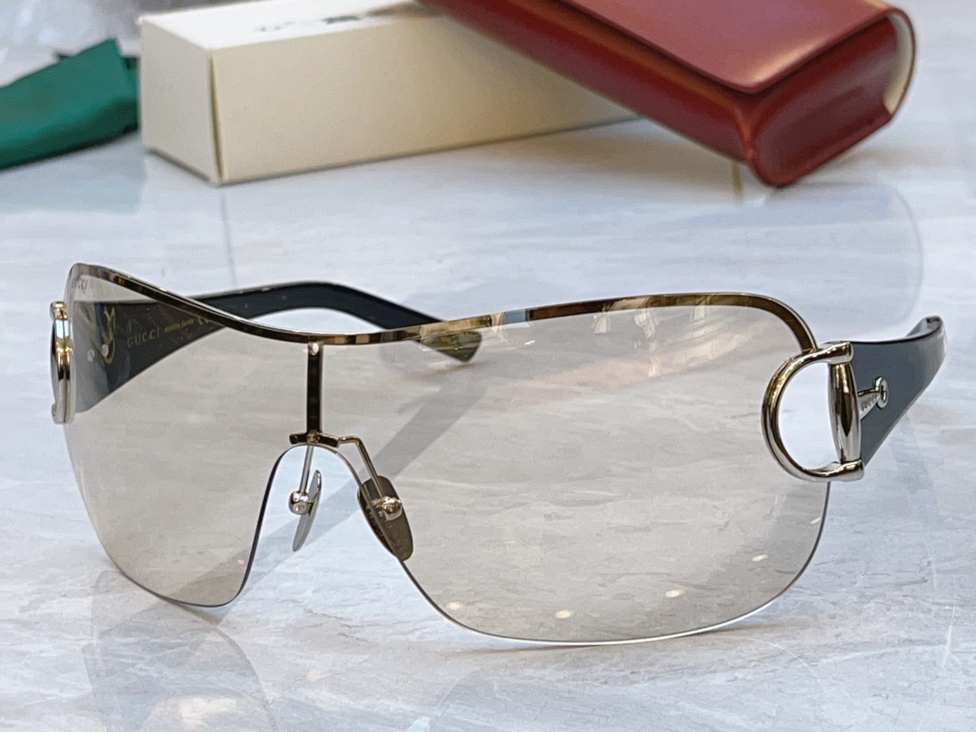 ，【GUCC*】古*驰新款太阳镜，MODEL：GG2174S，SIZE:58口1-110 S