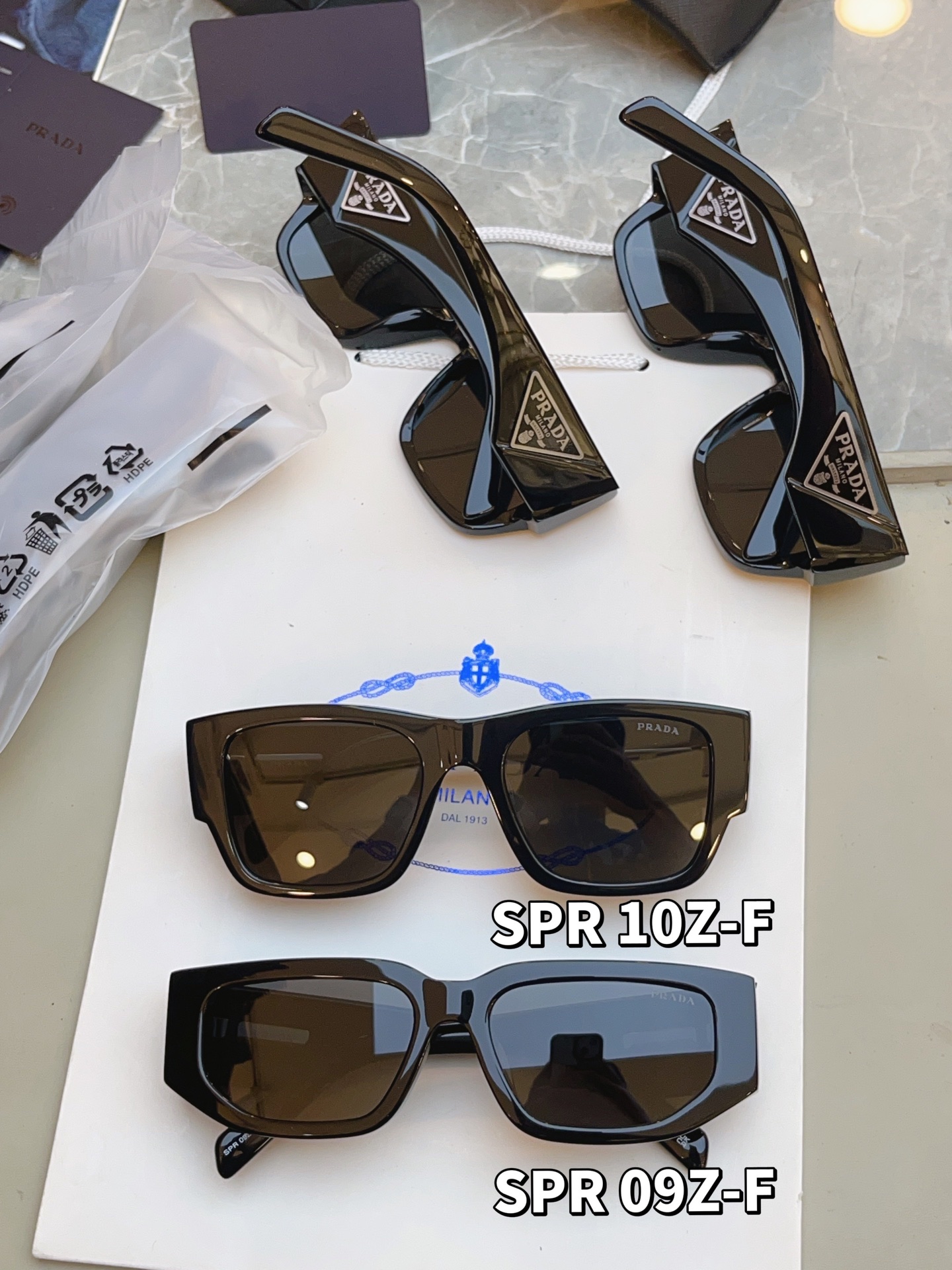 ，【PRAD*】普拉*达新款太阳镜🕶️ 高版本✨，MODEL：SPR 10Z-F，SIZE：55口19-140