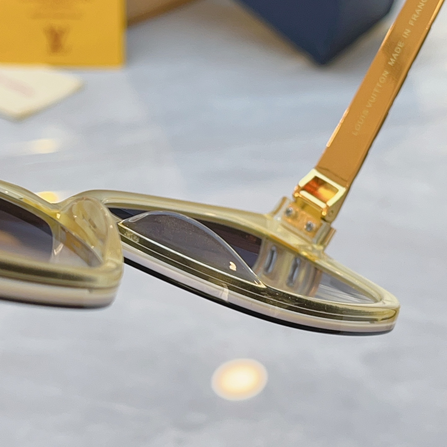 ，【LOUIS VUITTO*】路易*威登新款太阳镜，MODEL：Z3182E，SIZE：53口17-145