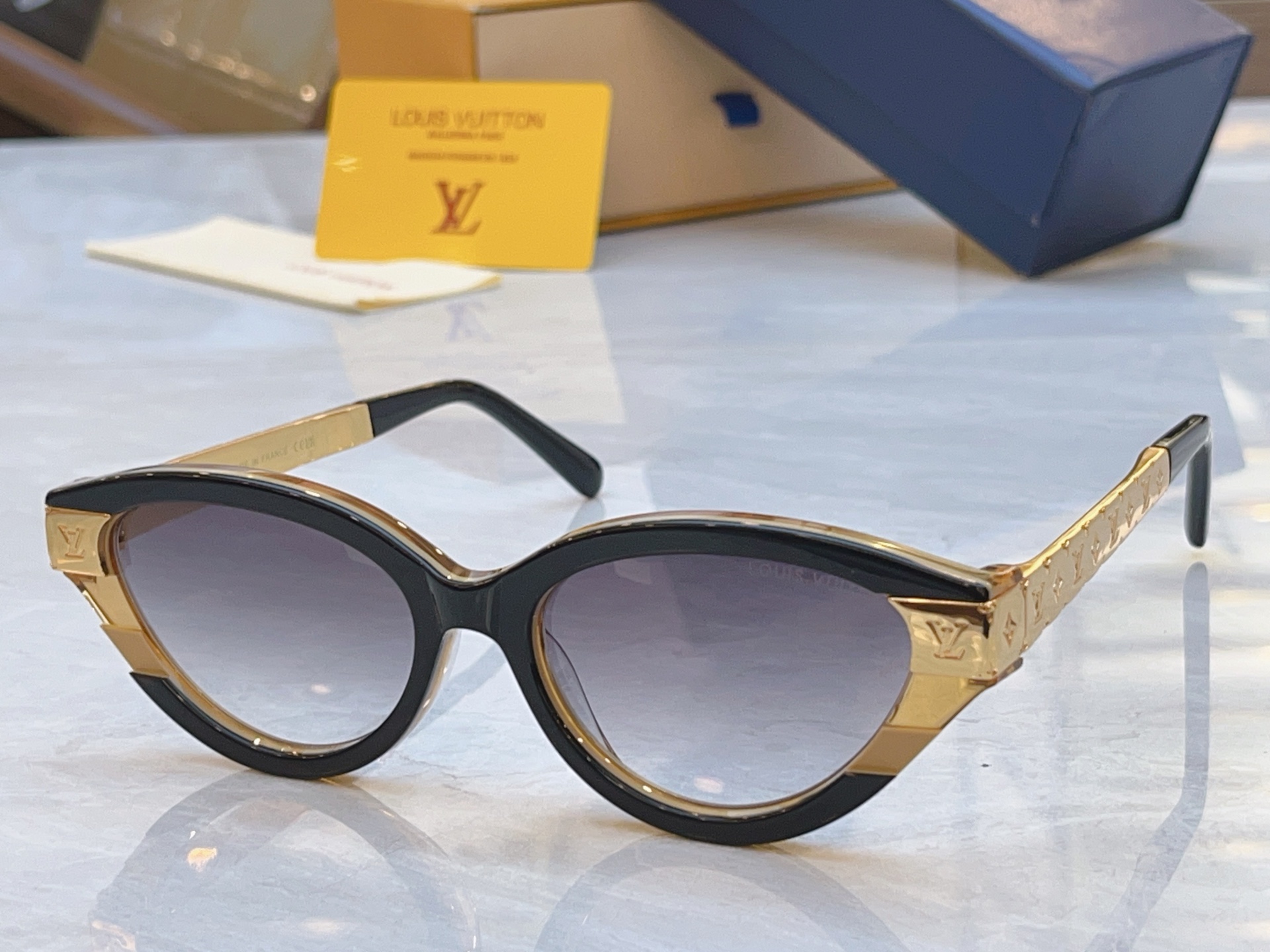 ，【LOUIS VUITTO*】路易*威登新款太阳镜，MODEL：Z3181E，SIZE：54口17-145