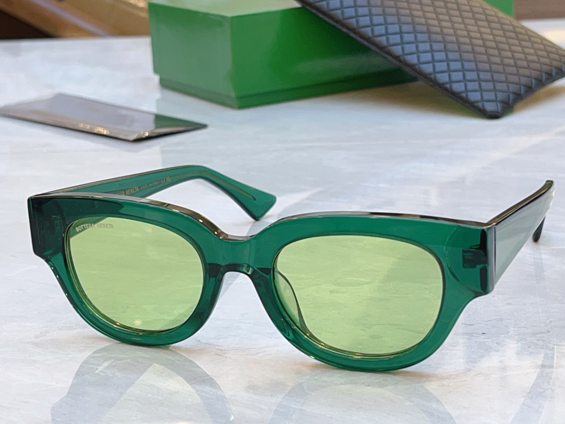 ，【BOTTEGA VENET*】宝缇*嘉新款太阳镜，MODEL：BV1278SA，SIZE：50口21-140