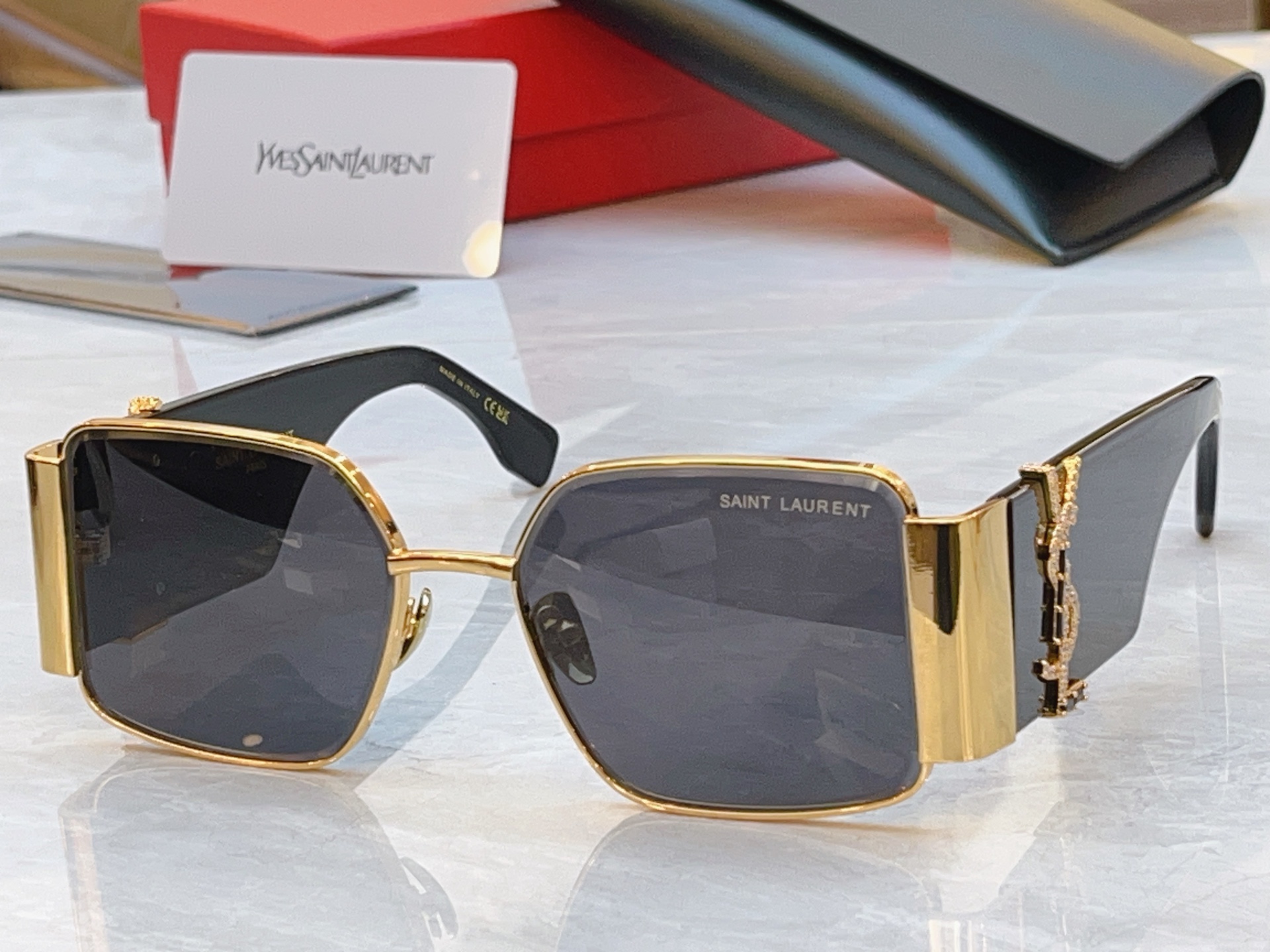 ，【SAINT LAUREN*】圣罗*兰新款太阳镜，MODEL：SL M1718L，SIZE：58口18-145