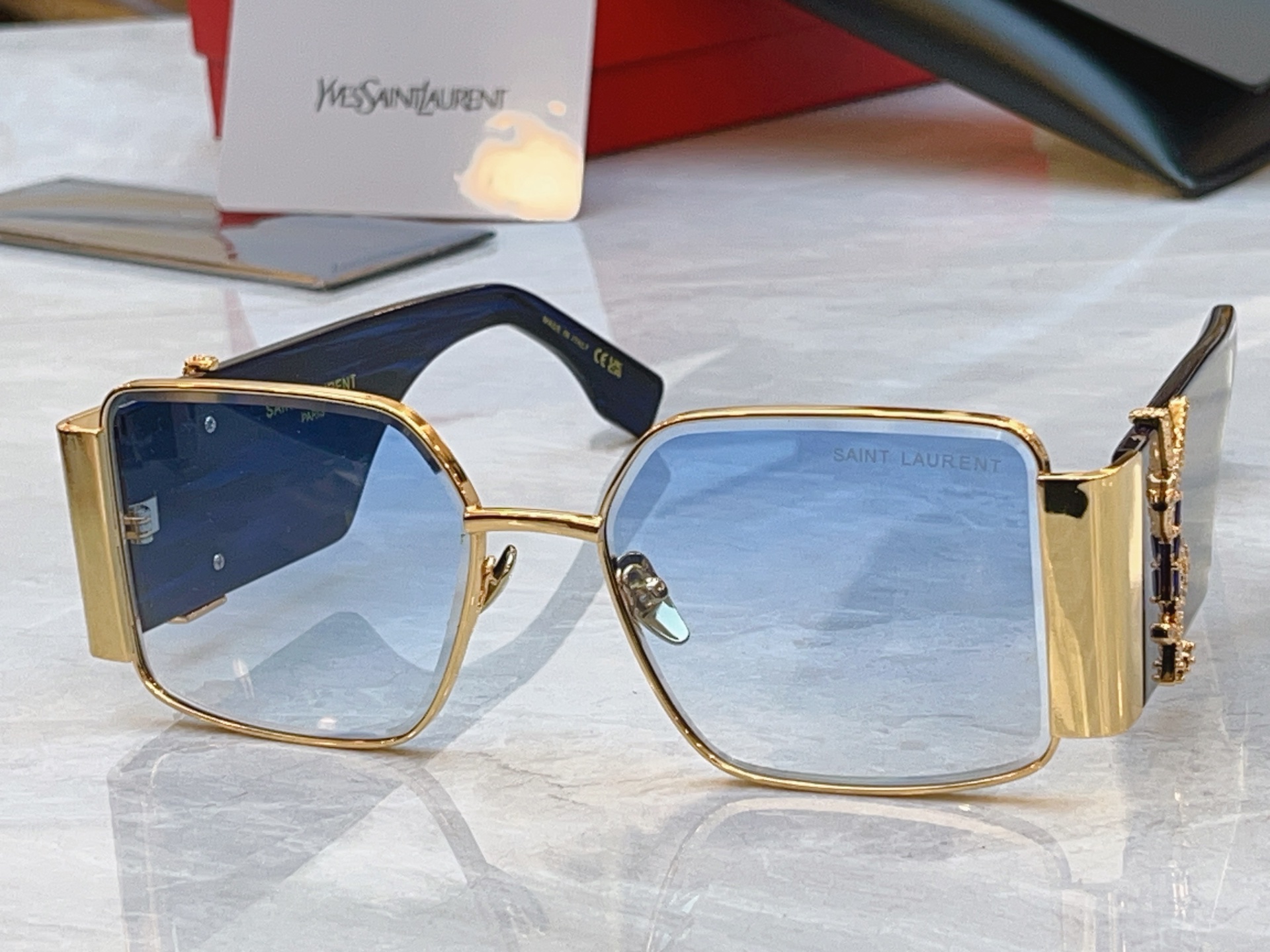 ，【SAINT LAUREN*】圣罗*兰新款太阳镜，MODEL：SL M1718L，SIZE：58口18-145