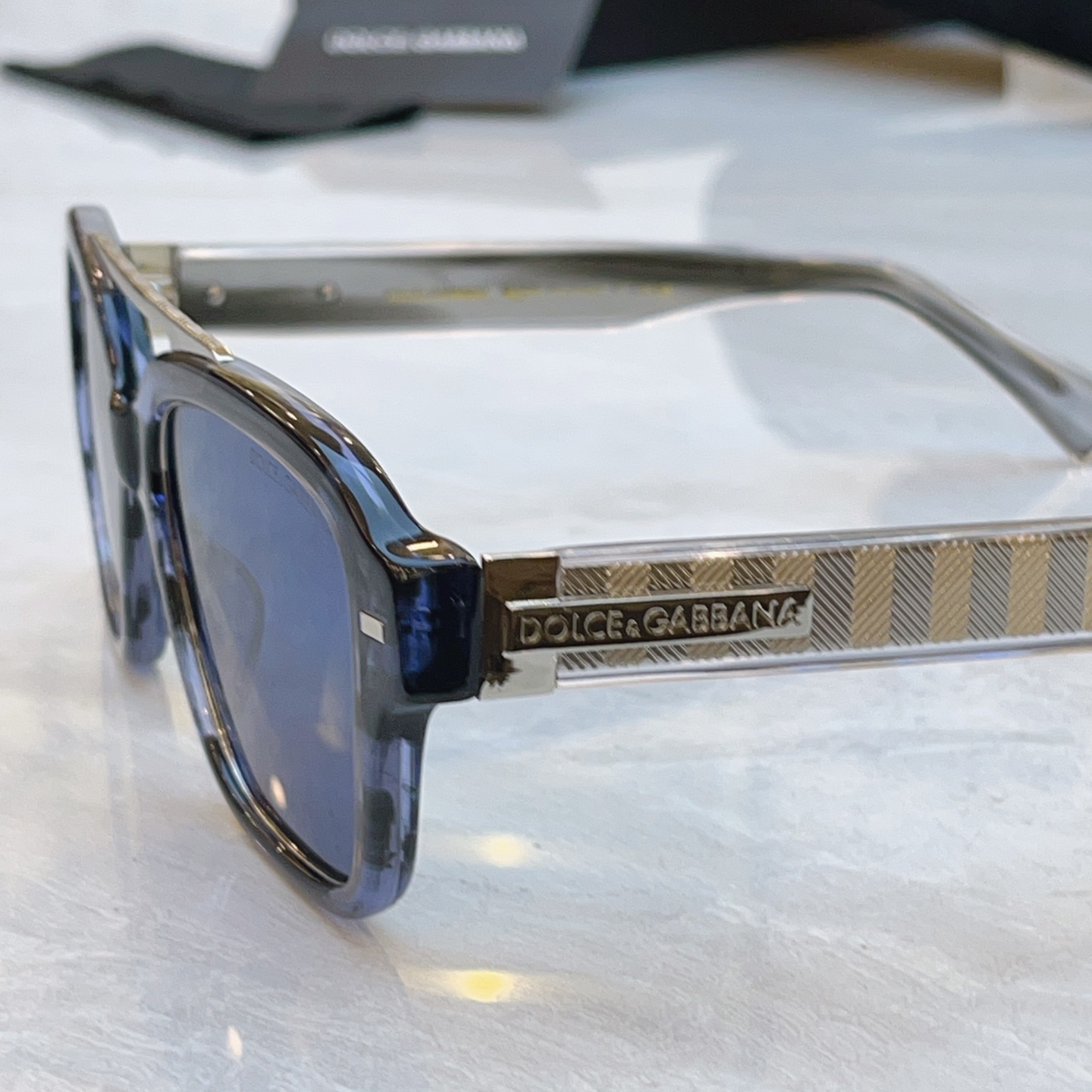 ，【DOLCE & GABBAN*】D*G新款太阳镜，MODEL：DG2214，SIZE：55口18-145