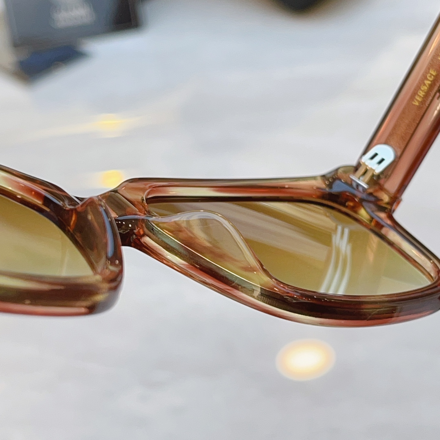 ，【VERSAC*】范思*哲新款太阳镜， MODEL：VE 2196，SIZE：55口19-148