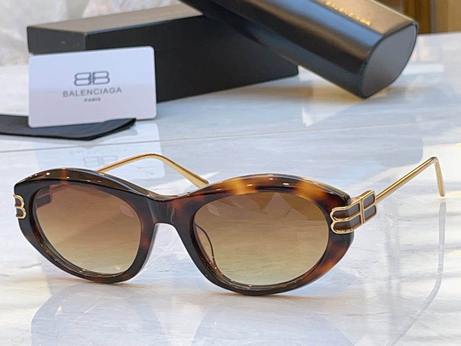 ，【BALENCIAG*】巴黎*世家新款太阳镜，MODEL：BB2268，SIZE：54口21-145