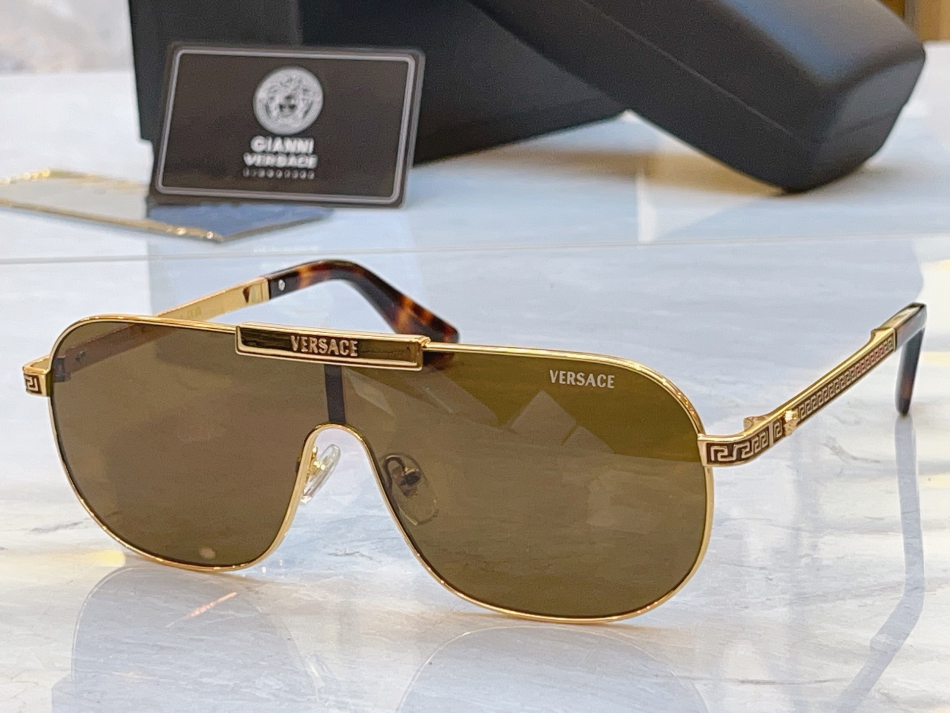 ，【VERSAC*】范思*哲新款太阳镜， MODEL：VE 2188，SIZE：130口46-145