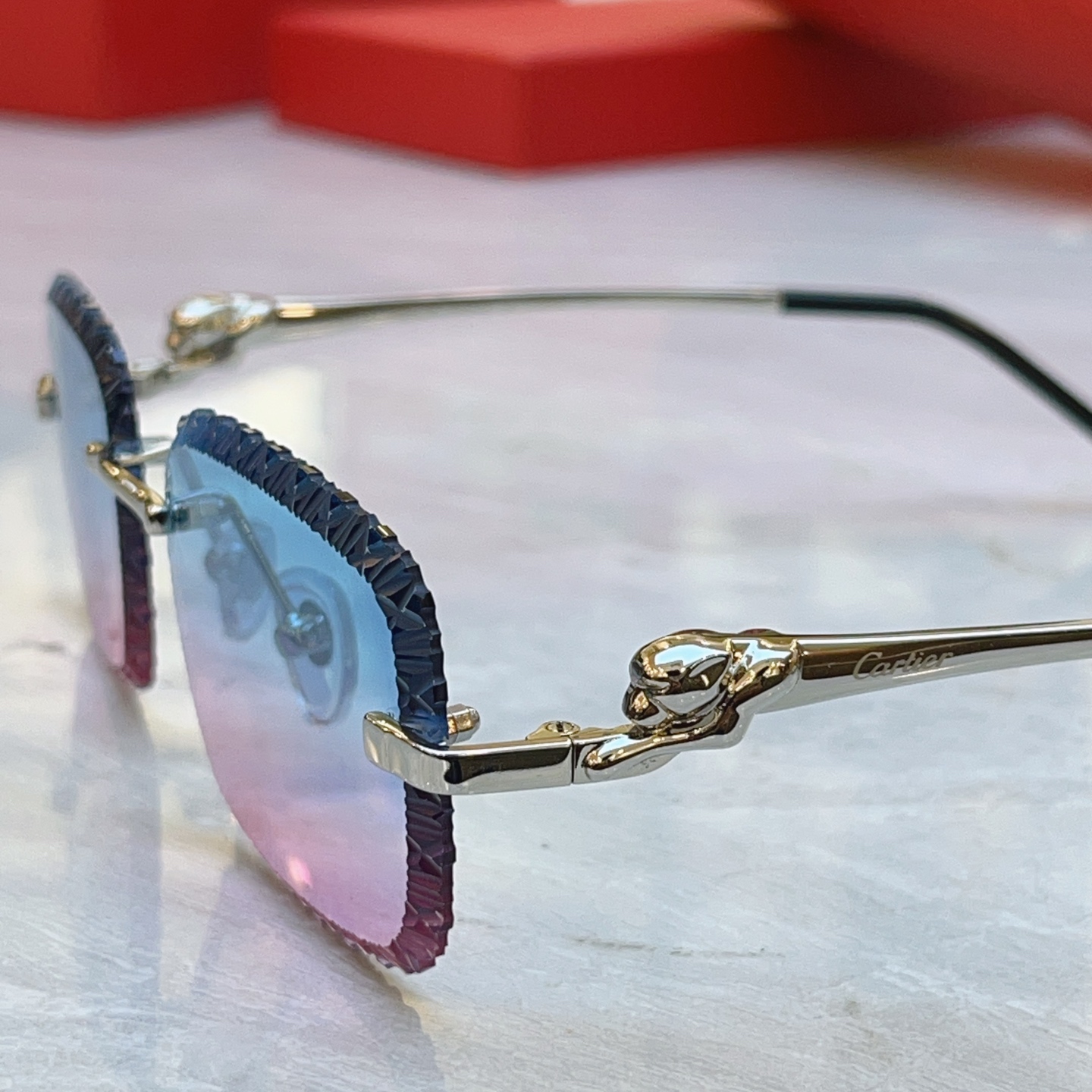 ，【CARTIE*】卡地*亚新款太阳镜，Mod:CT0803O，Size:55口16-142