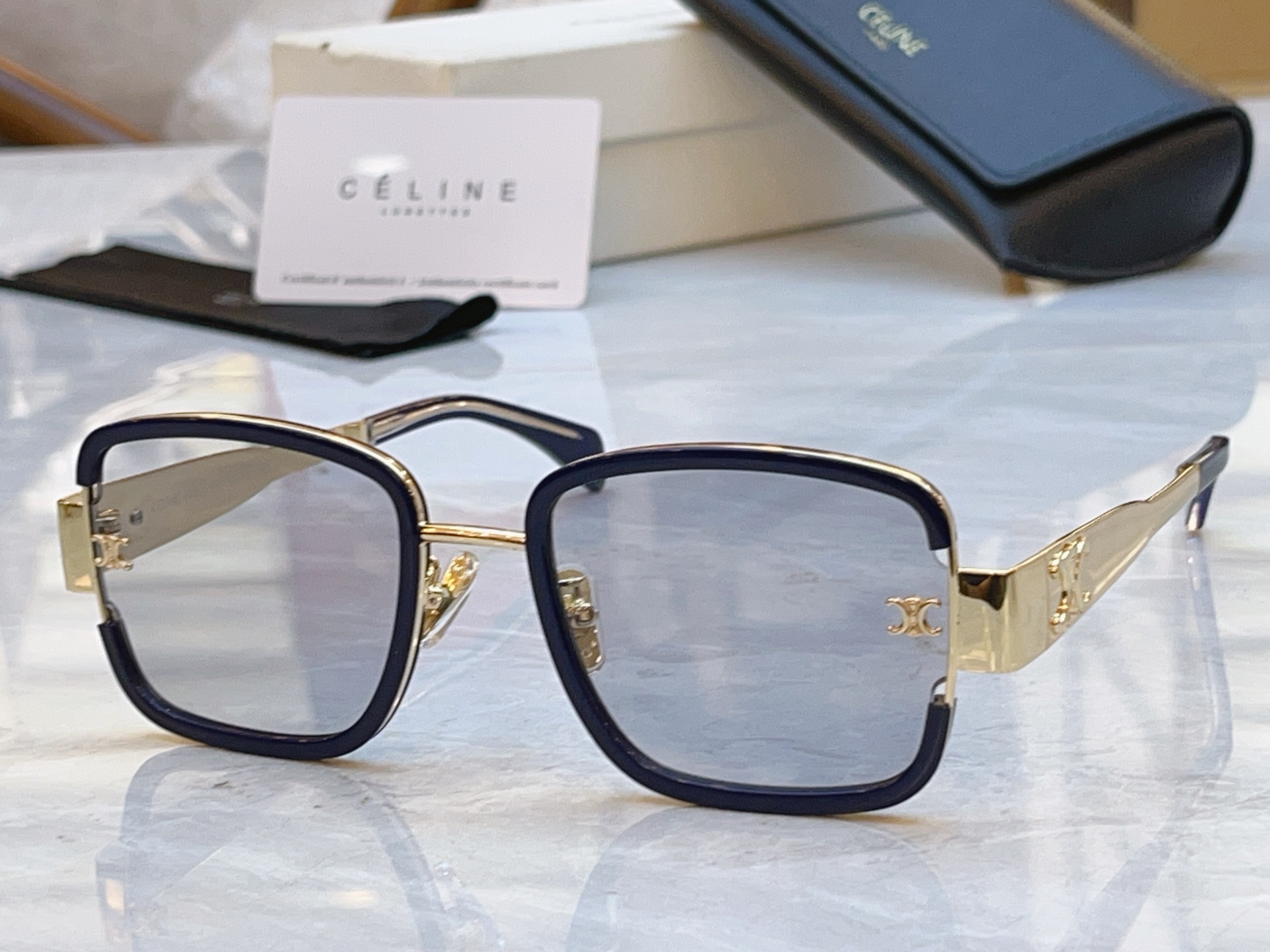 ，【CELIN*】赛*琳新款太阳镜， MODEL:CL40336F，SIZE: 55口23-145