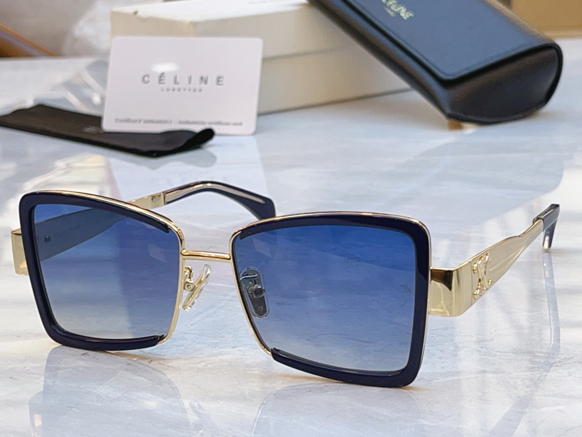，【CELIN*】赛*琳新款太阳镜， MODEL:CL40338F，SIZE: 53口17-145