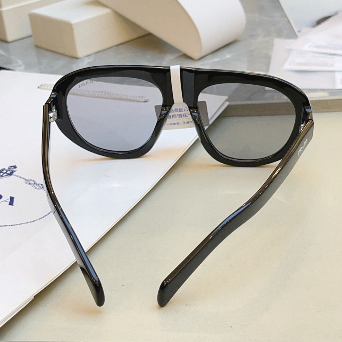 ，【PRAD*】普拉*达新款太阳镜🕶️ 高版本✨，MODEL：SPR C05，SIZE：57口18-135