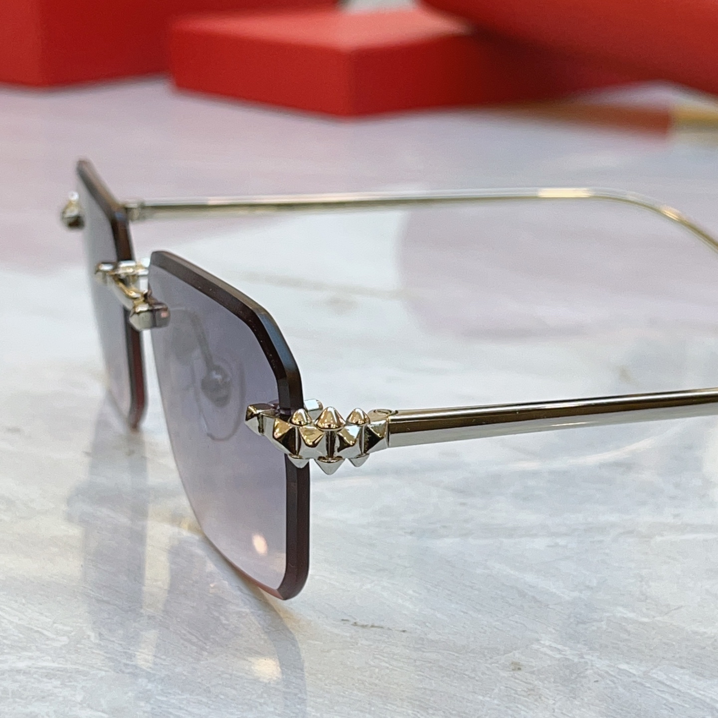 ，【CARTIE*】卡地*亚新款太阳镜，CT02289O，size: 57口19-145