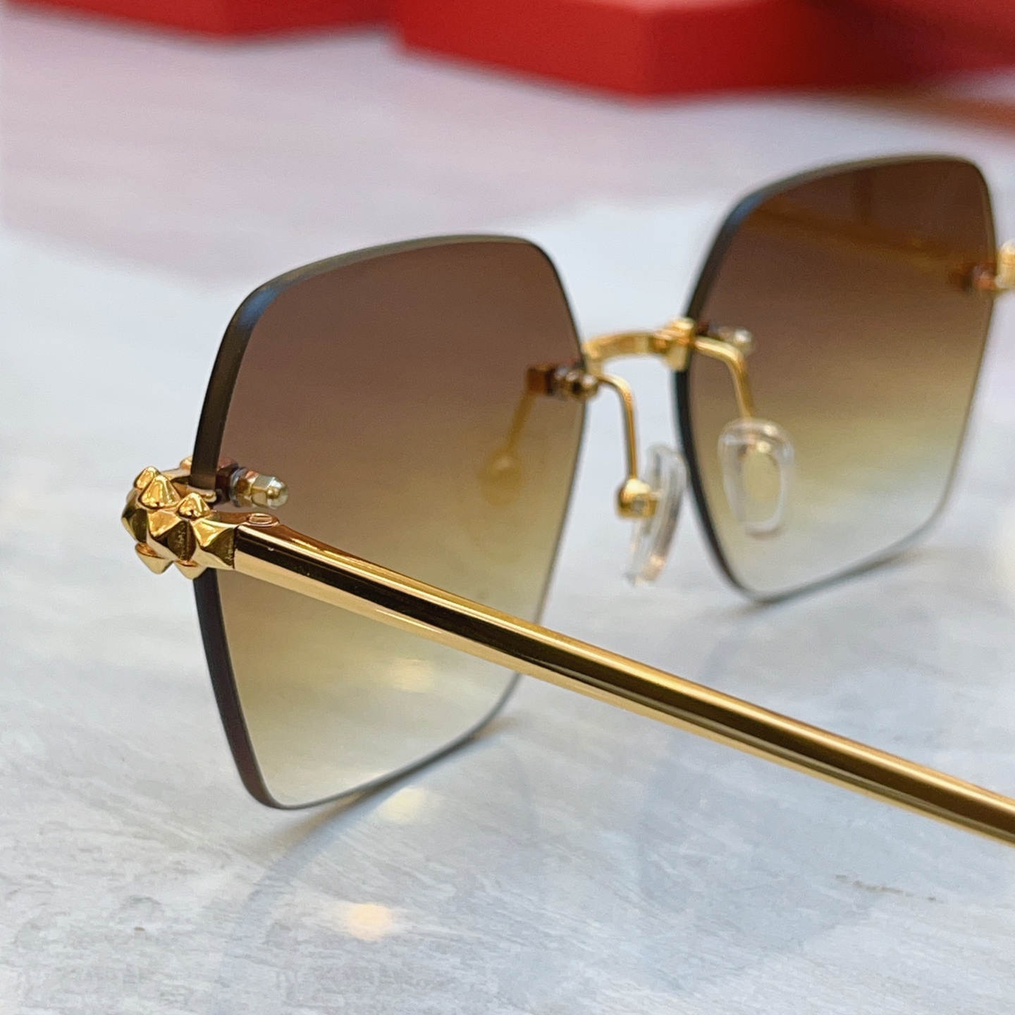 ，【CARTIE*】卡地*亚新款太阳镜，CT02290O，size: 59口17-145