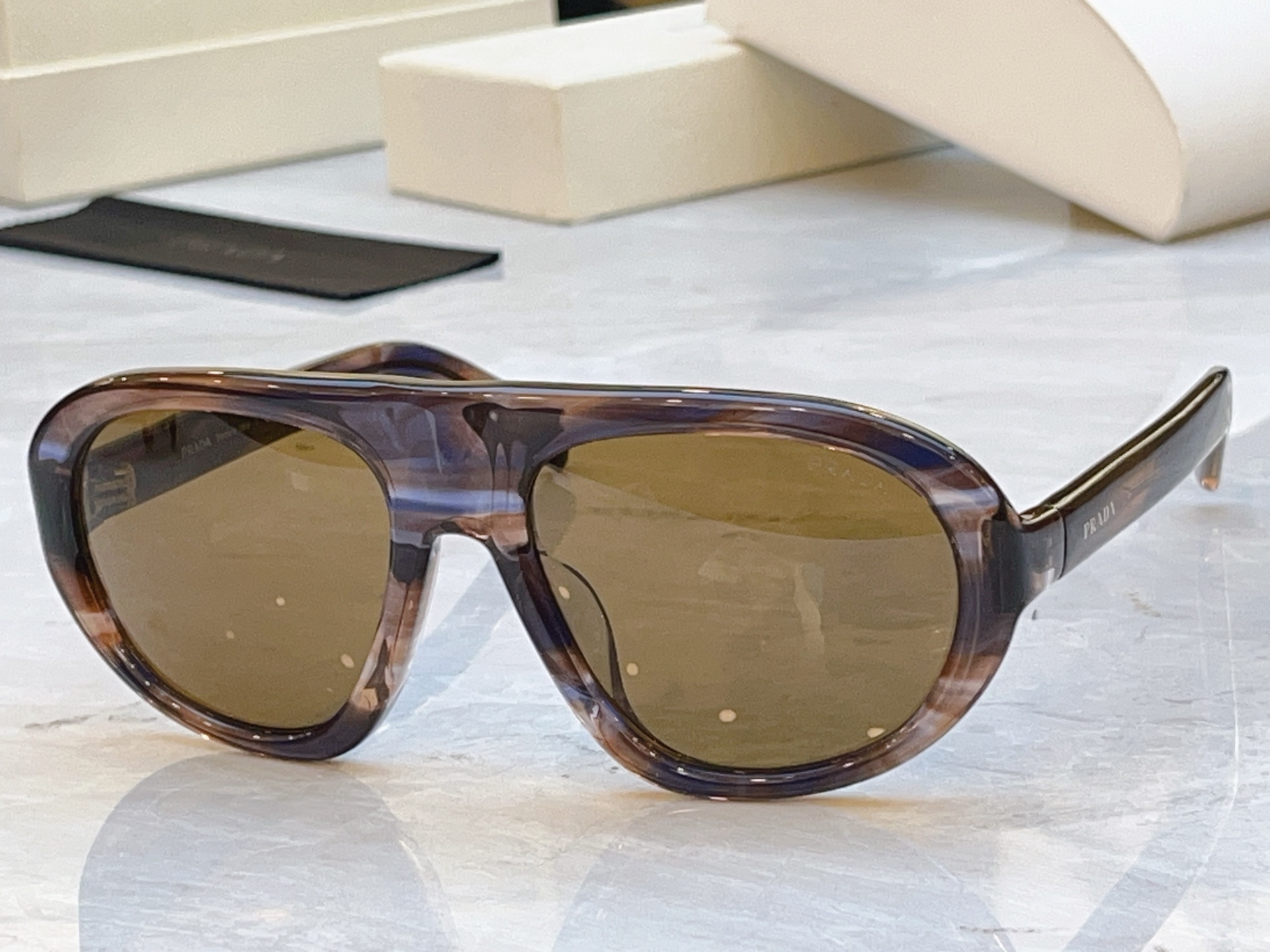 🆕 ，【🆕 PRAD*】普拉*达新款太阳镜🕶️ ，MODEL：🆕 PR C05，SIZE：57口18-135