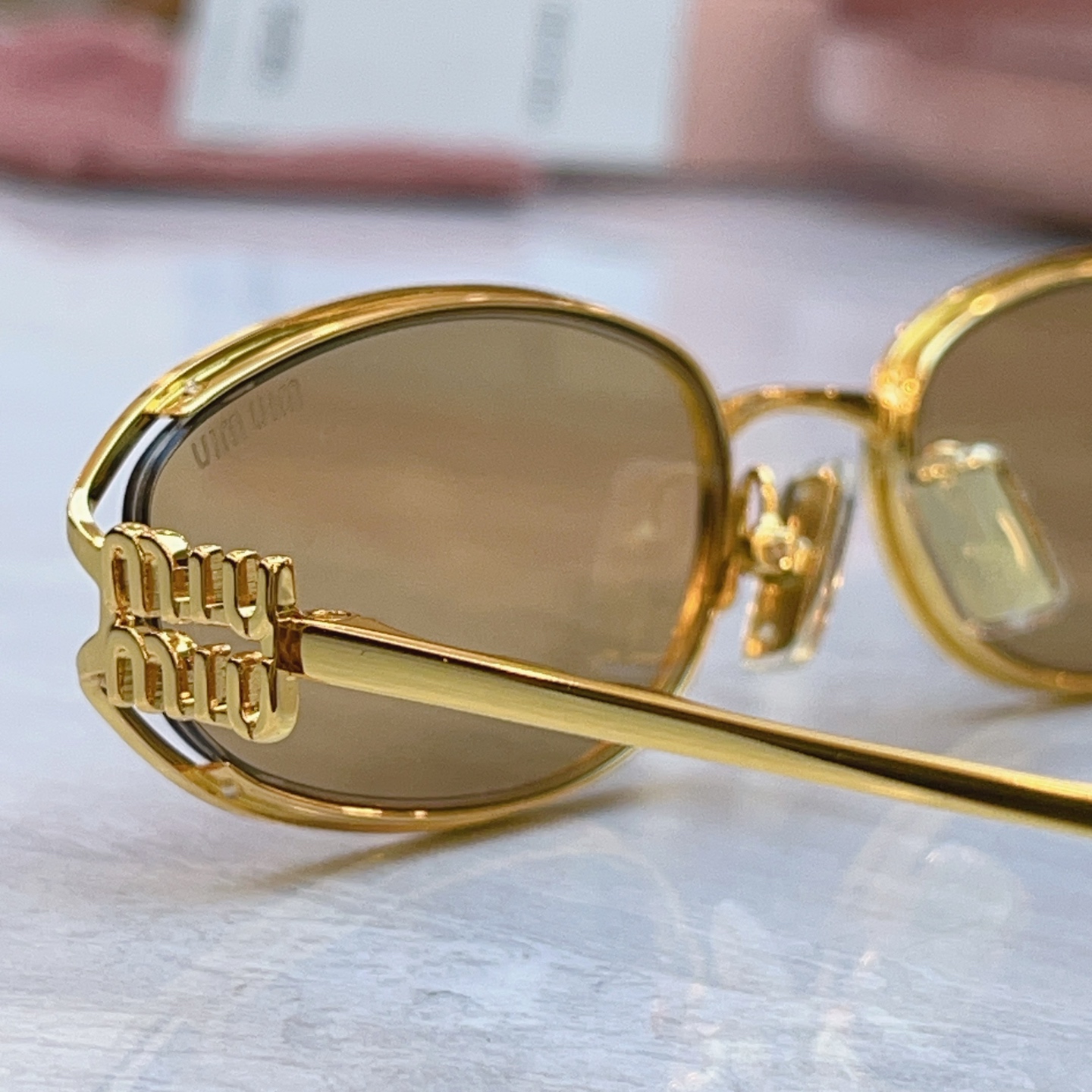 🆕 ，【🆕 PRAD*】普拉*达新款太阳镜🕶️ ，MODEL：🆕 PR C05，SIZE：57口18-135
