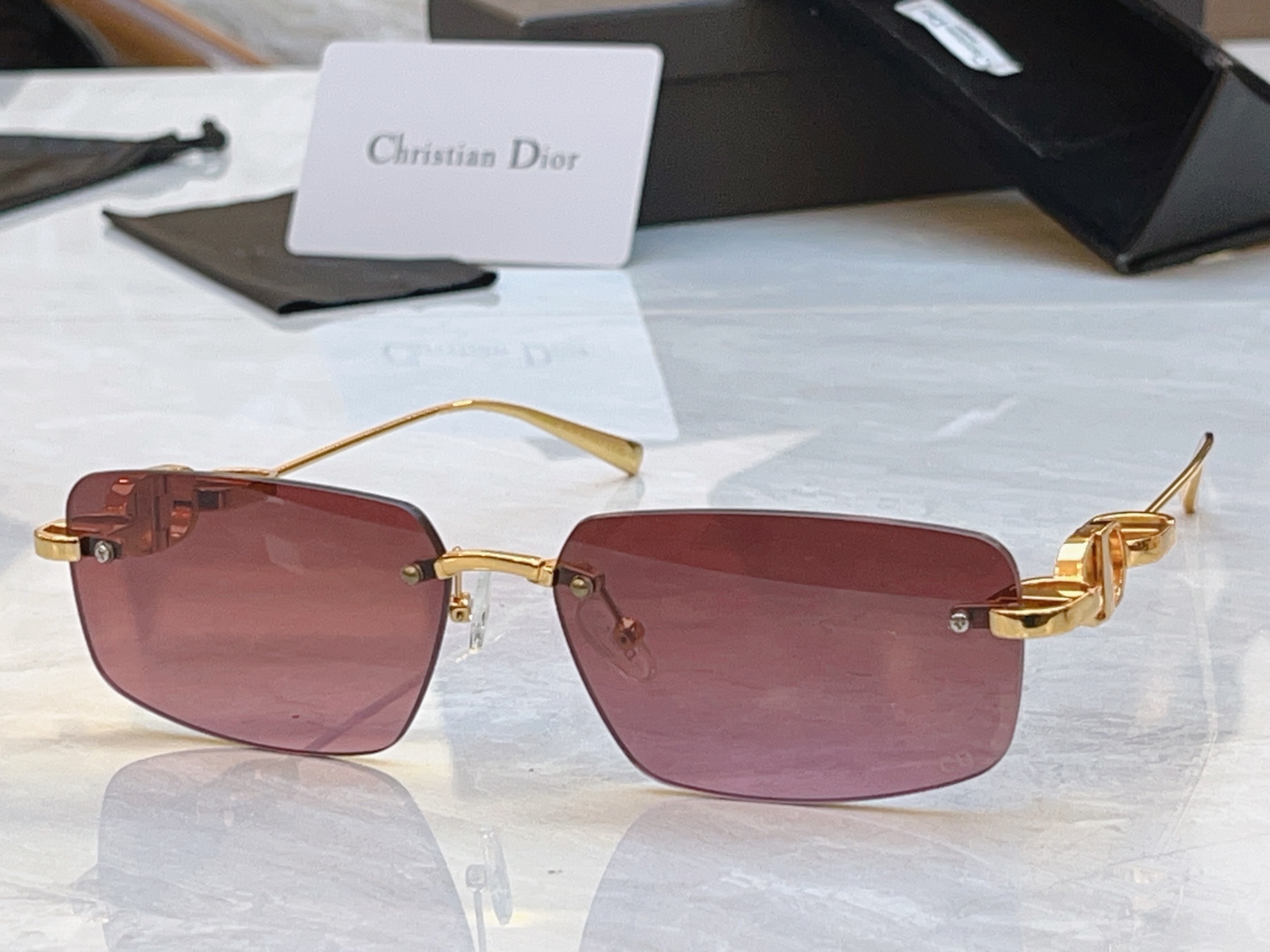 🆕 ，【DIO* 】迪*奥新款太阳镜， MODEL：Dior S4U，SIZE：61口15-133