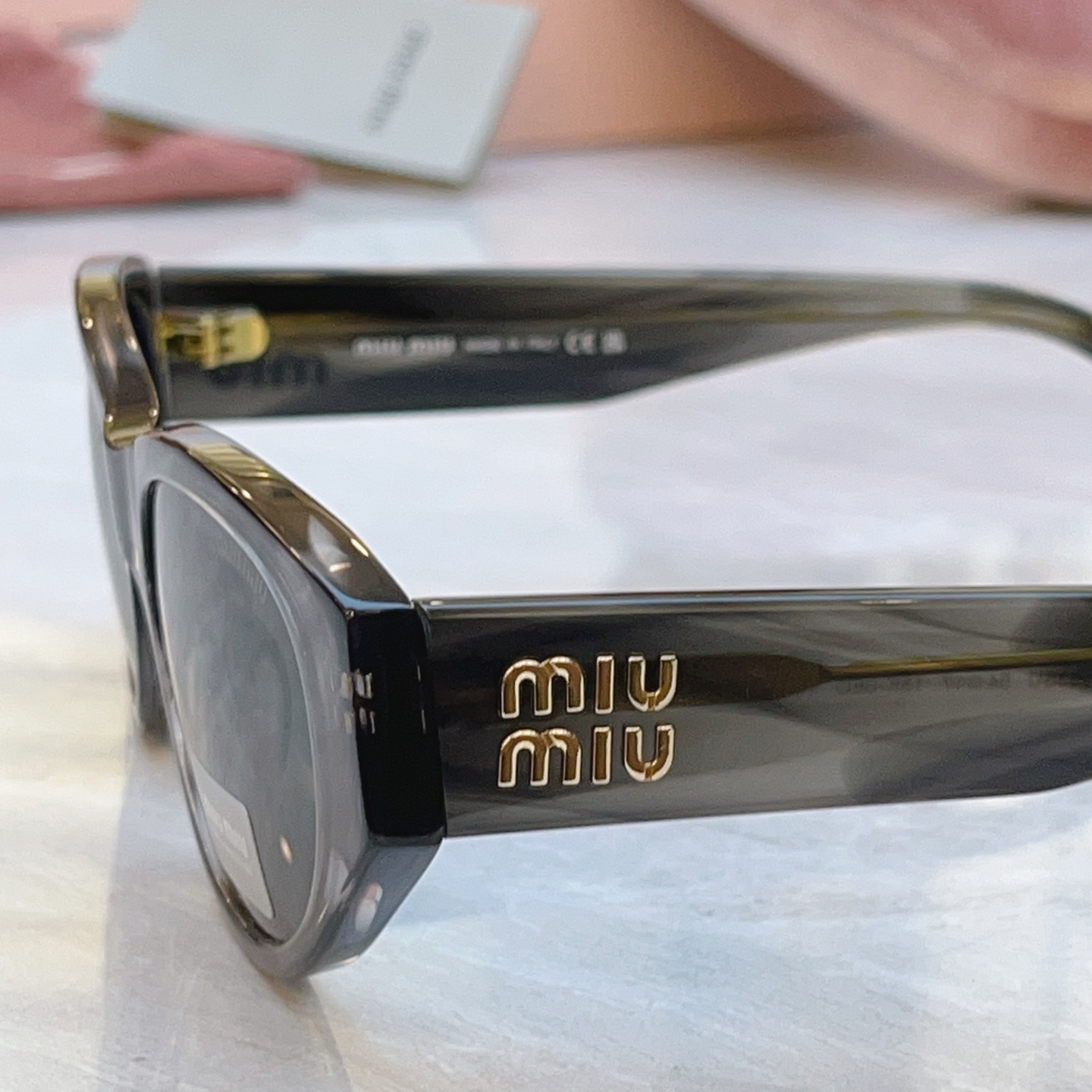 🆕 ，【MIUMI*】缪*缪新款太阳镜，Mod:MU C03SU，SIZE:54口17-140