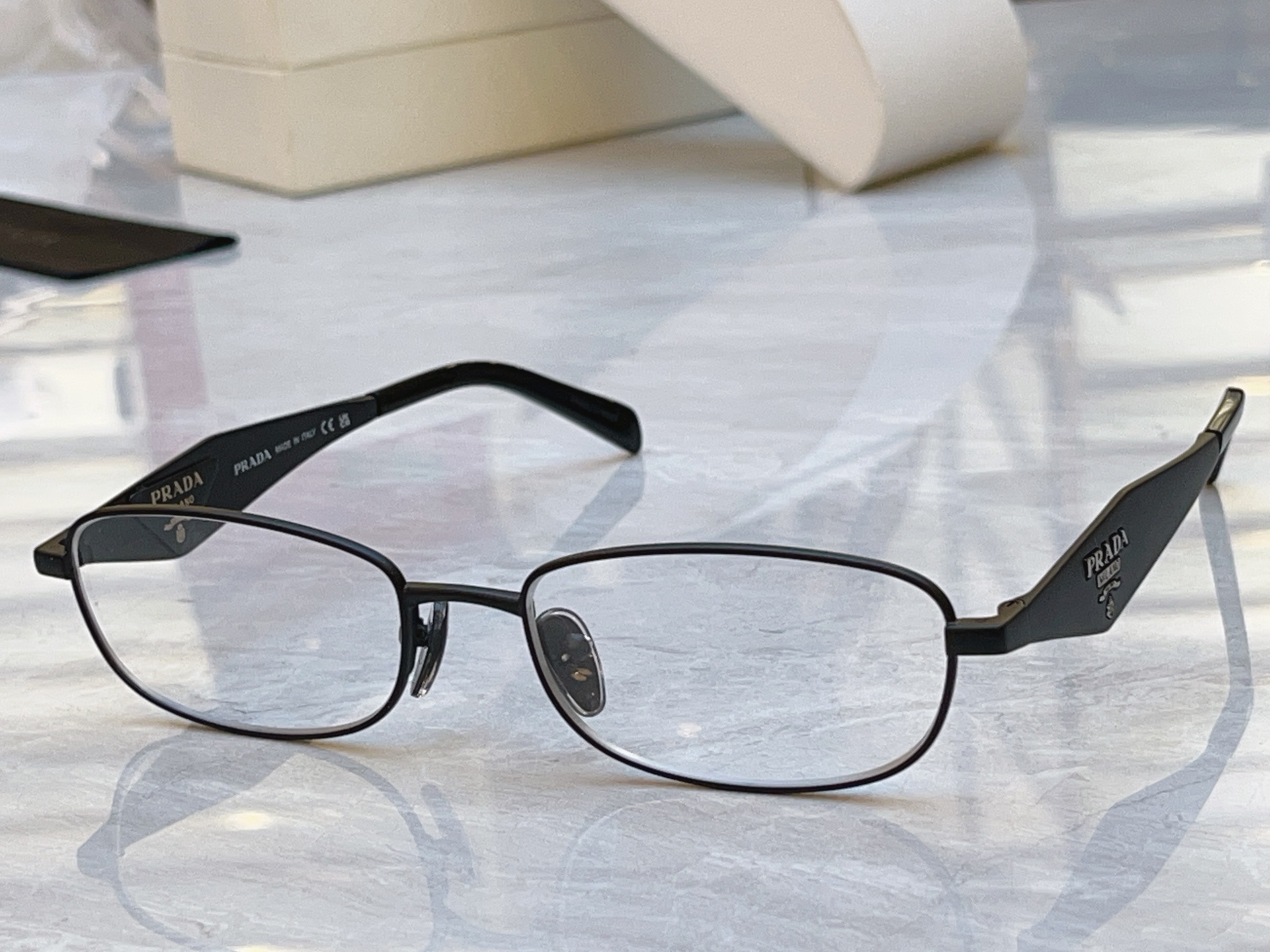 ，【PRAD*】普拉*达新款太阳镜🕶️ ，MODEL：PR D51S，SIZE：55口18-140