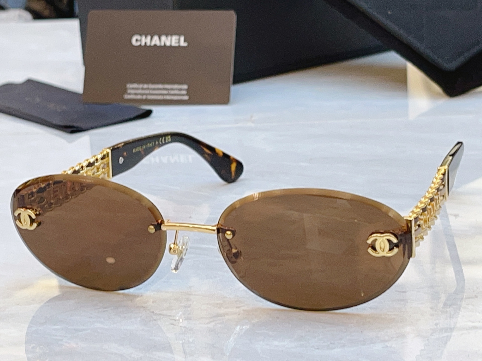 ，【CHANE*】香奈儿新款太阳镜，MODEL：CH1901，SIZE：63口18-145