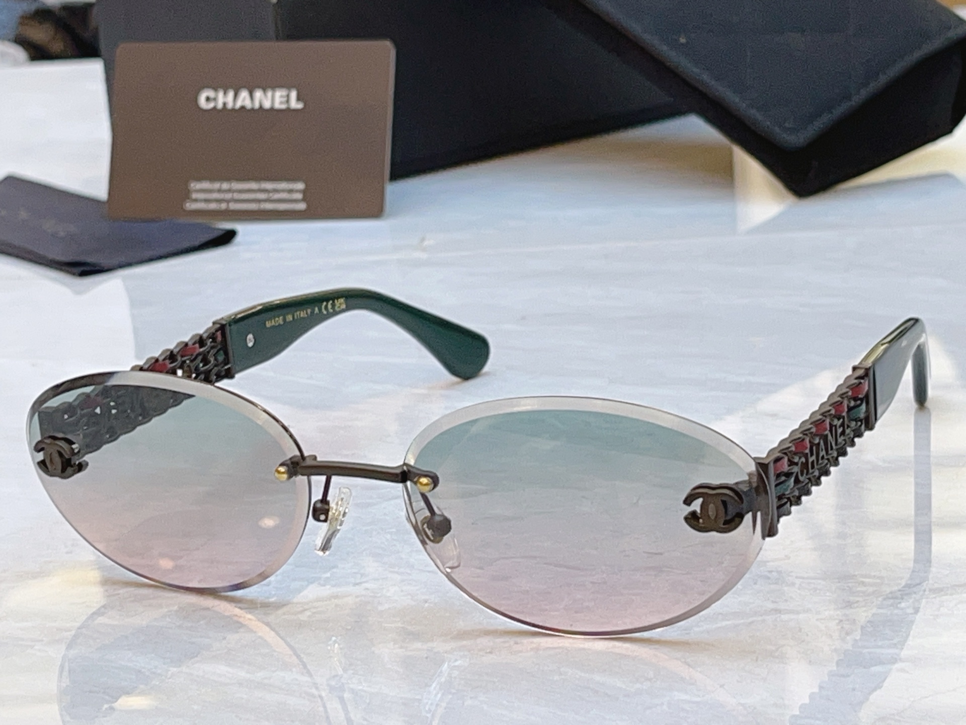 ，【CHANE*】香奈儿新款太阳镜，MODEL：CH1901，SIZE：63口18-145