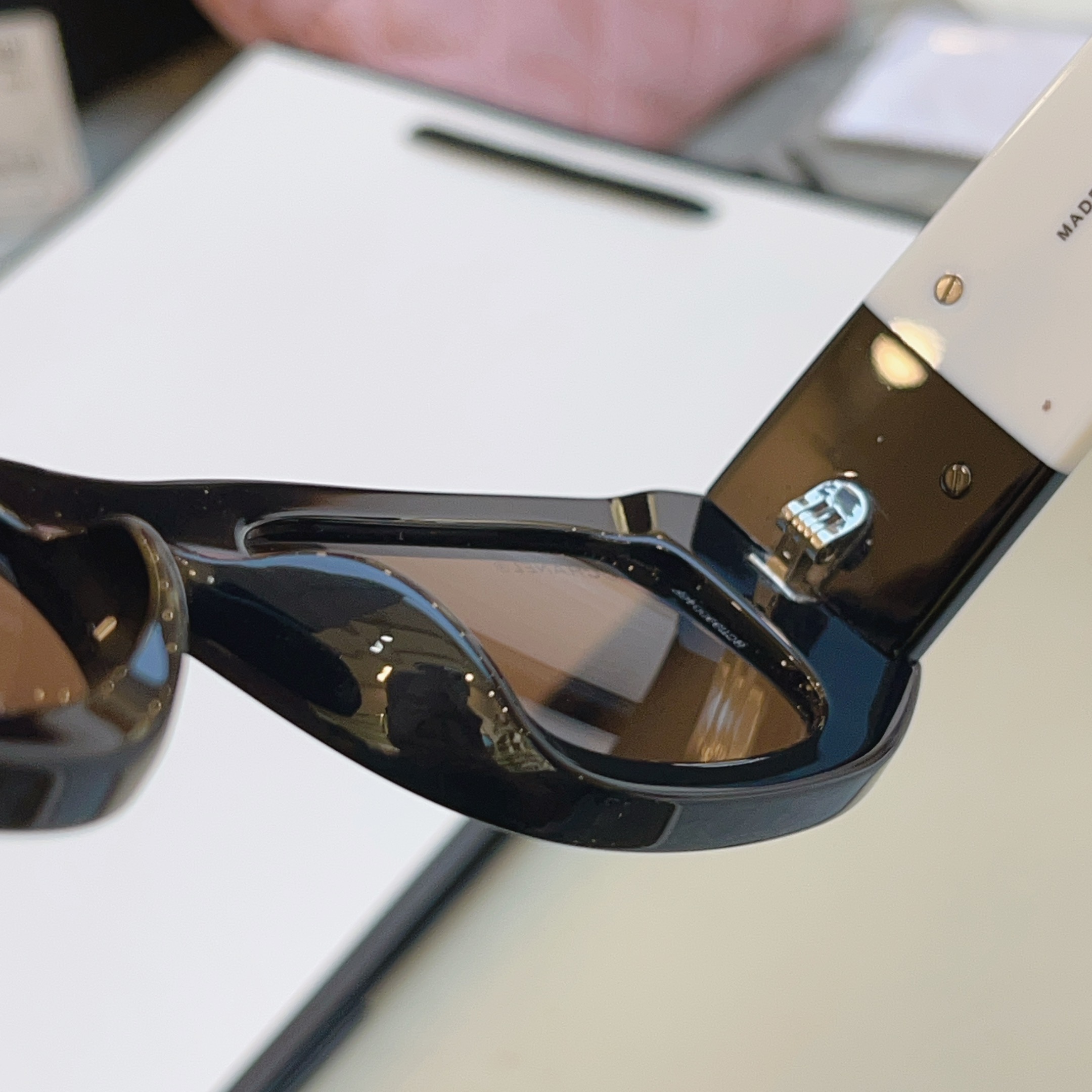 ，【CHANE*】香奈儿新款太阳镜🕶️，高版本，MODEL：CH5525，SIZE：52口19-140
