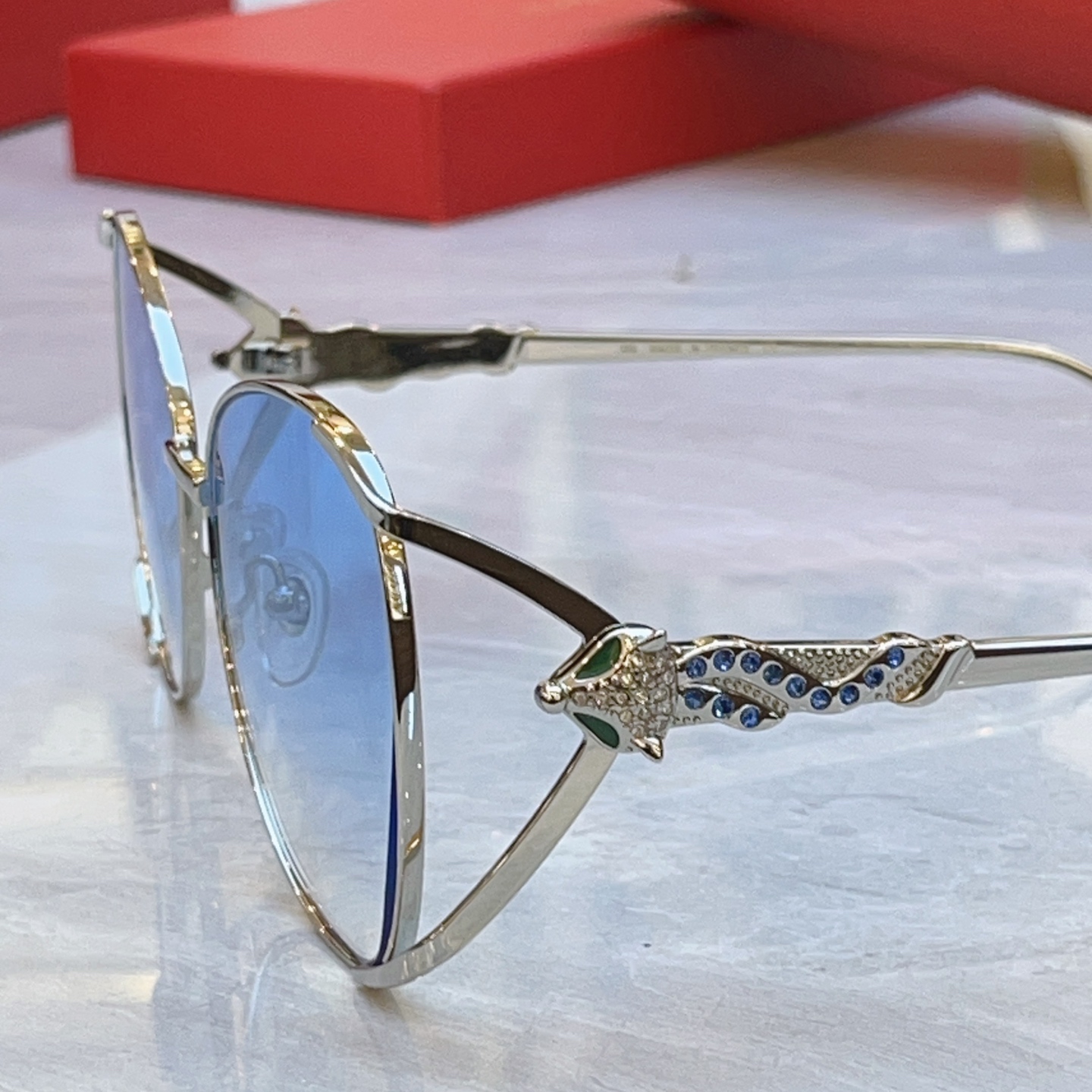 ，【CARTIE*】卡地*亚新款太阳镜，CT02287O，size: 60口17-138