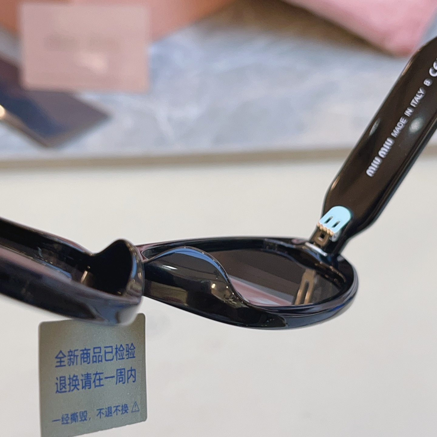 ，【MIUMI*】缪*缪新款太阳镜 高版本✨，Mod:MU 06ZV，SIZE:54口18-140
