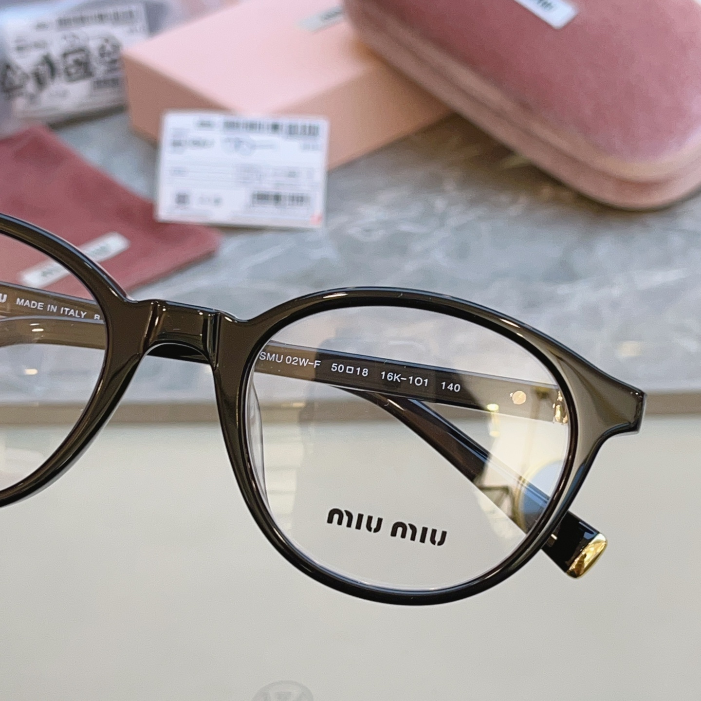 ，【MIUMI*】缪*缪新款太阳镜 高版本✨，Mod:MU 06ZV，SIZE:54口18-140