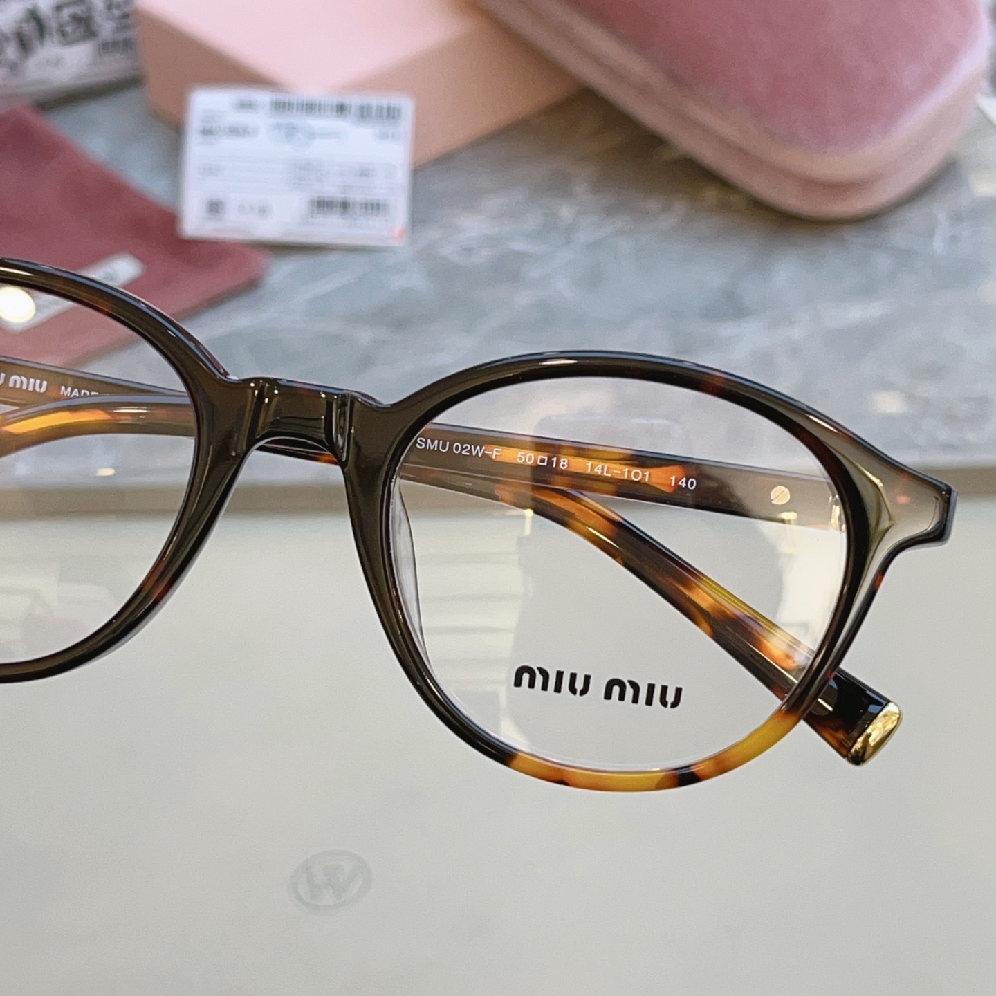 ，【MIUMI*】缪*缪新款太阳镜 高版本✨，Mod:MU 06ZV，SIZE:54口18-140