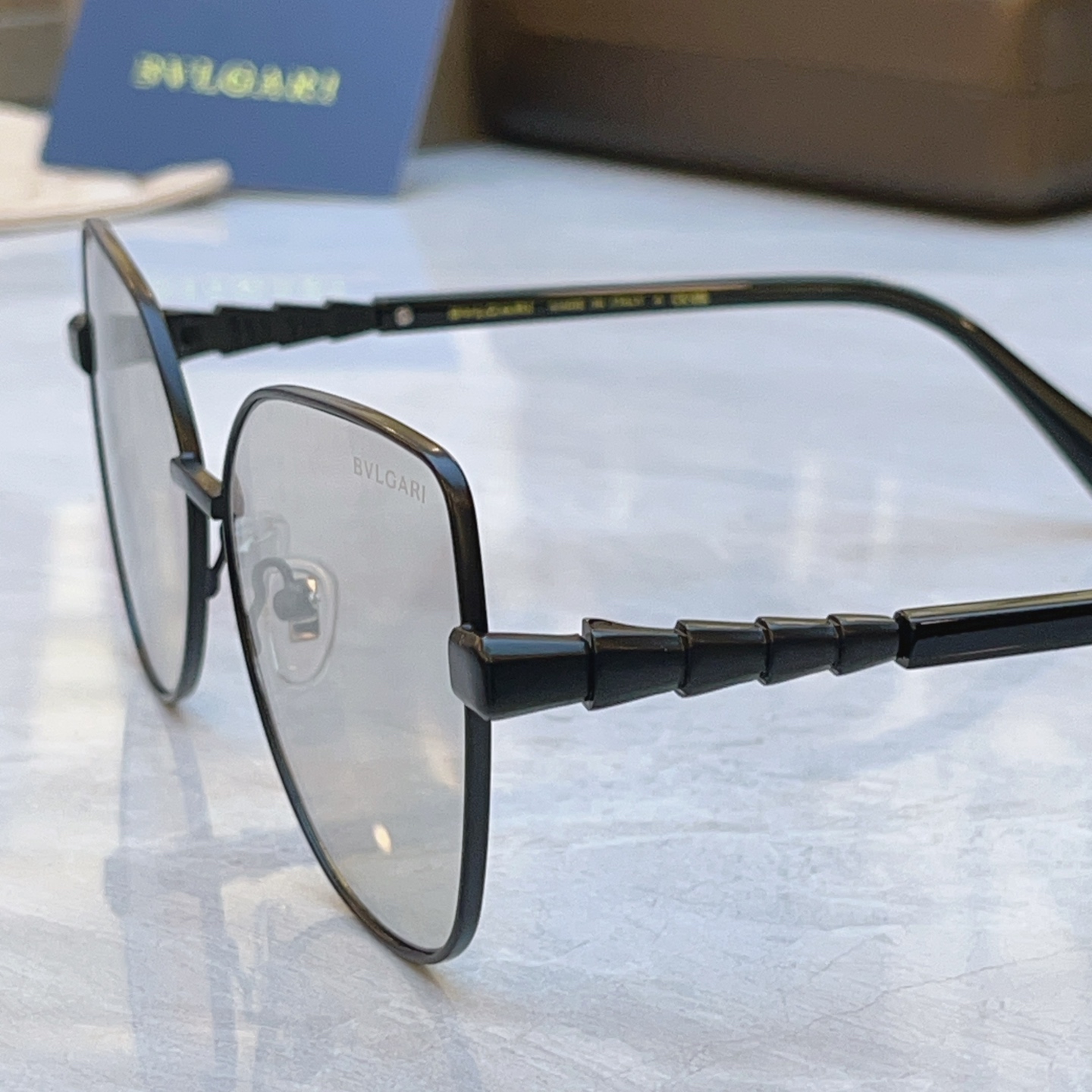 ，【BVLGA*】宝格*丽新款太阳镜，MODEL：BV 42355U，SIZE：60口15-148