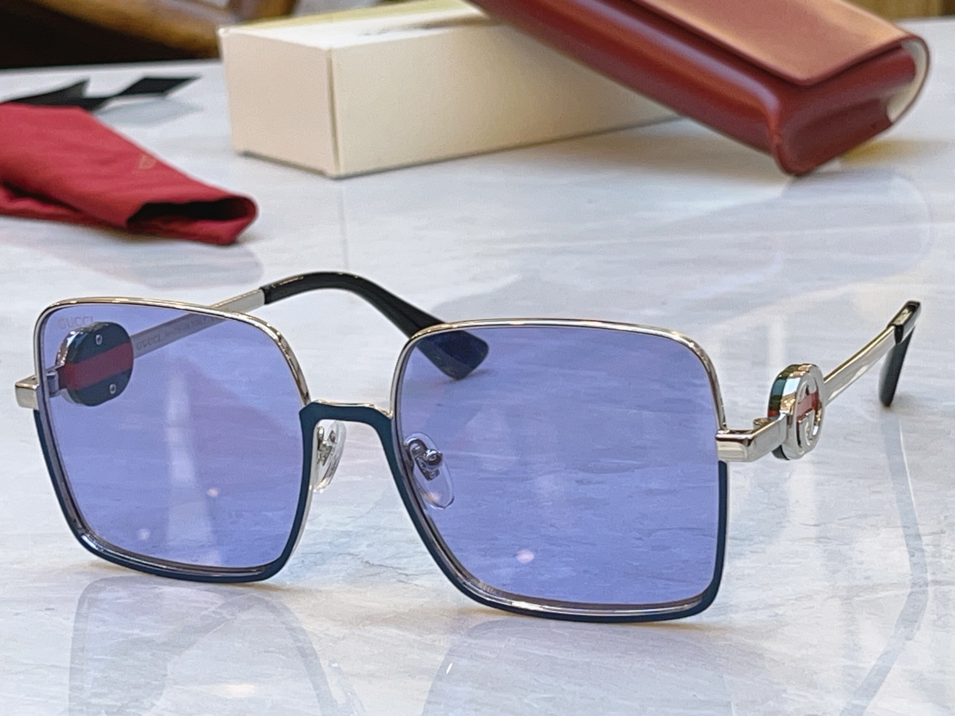 ，【GUCC*】古*驰新款太阳镜，MODEL：GG7235，SIZE:58口17-146