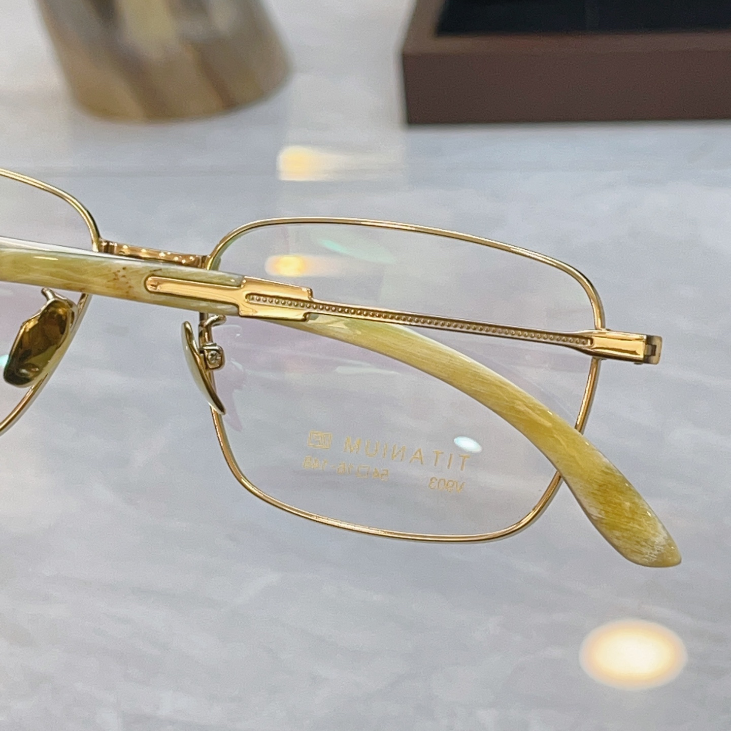 ，【TWOTONG】新款眼镜架，MODEL：V903，SIZE：54口16-148，钛框 牛角镜腿✨【配木盒+袋+牛角护
