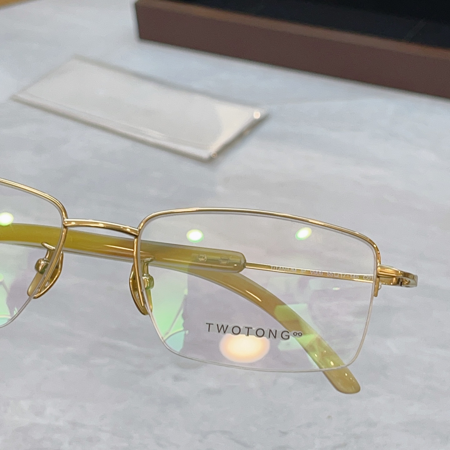 ，【TWOTONG】新款眼镜架，MODEL：V906，SIZE：55口17-145，钛框 牛角镜腿✨【配木盒+袋+牛角护