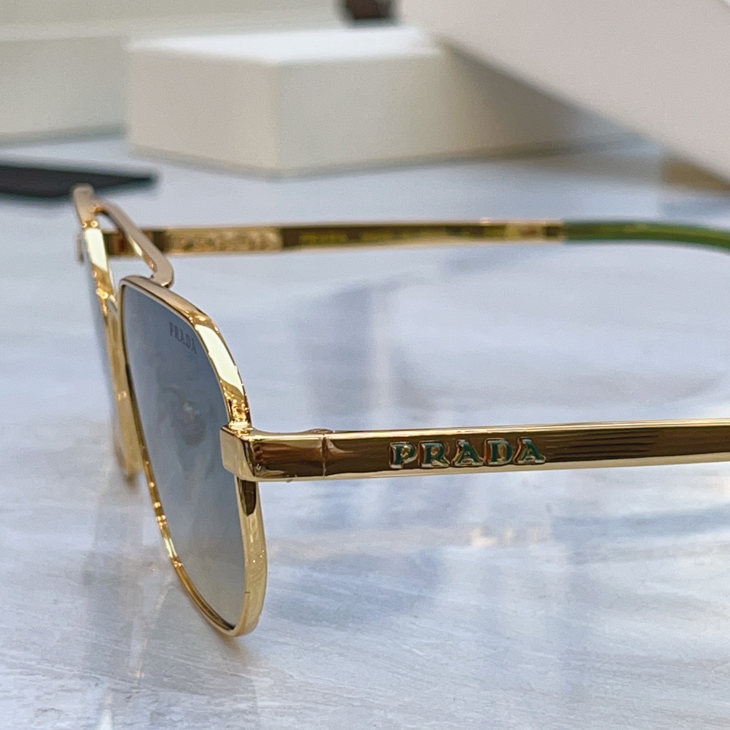 ，【PRAD*】普拉*达新款太阳镜🕶️ ，MODEL：PR D53S，SIZE：56口19-148