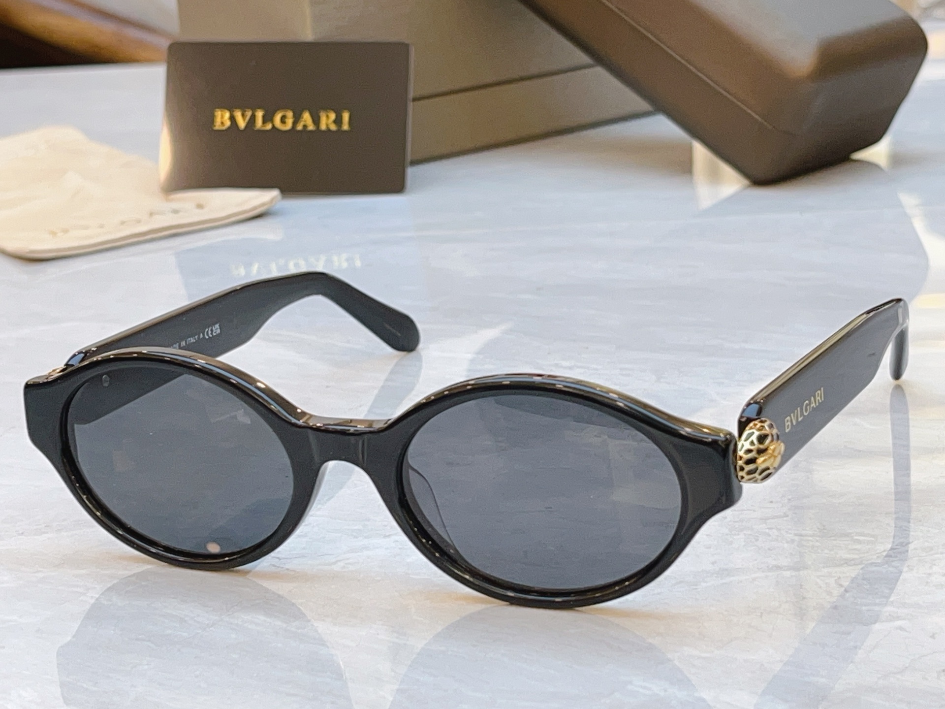 ，【BVLGA*】宝格*丽新款太阳镜，MODEL：BV 9045B，SIZE：53口20-148