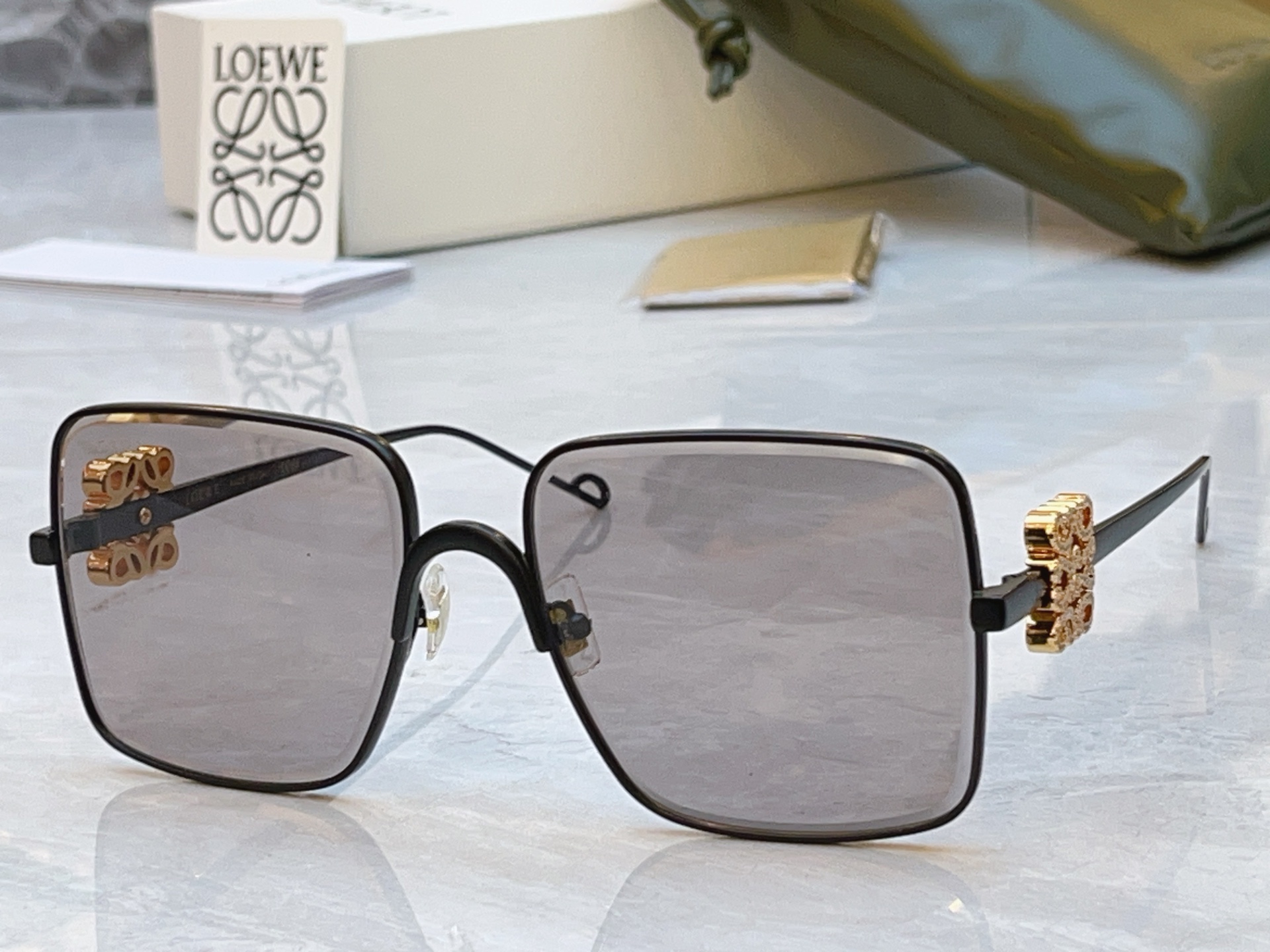 ，【LOEW*】罗意*威新款太阳镜， MODEL：LW1732LS，SIZE：58口18-143