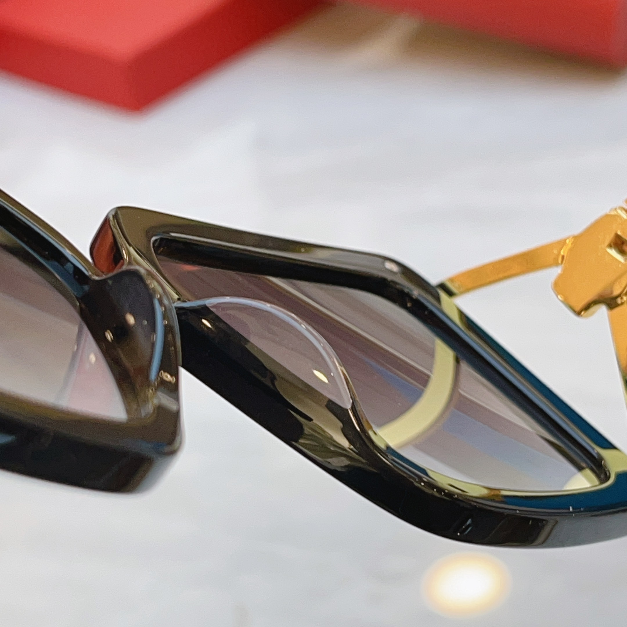 ，【CARTIE*】卡地*亚新款太阳镜，CT02285S，size: 56口15-132