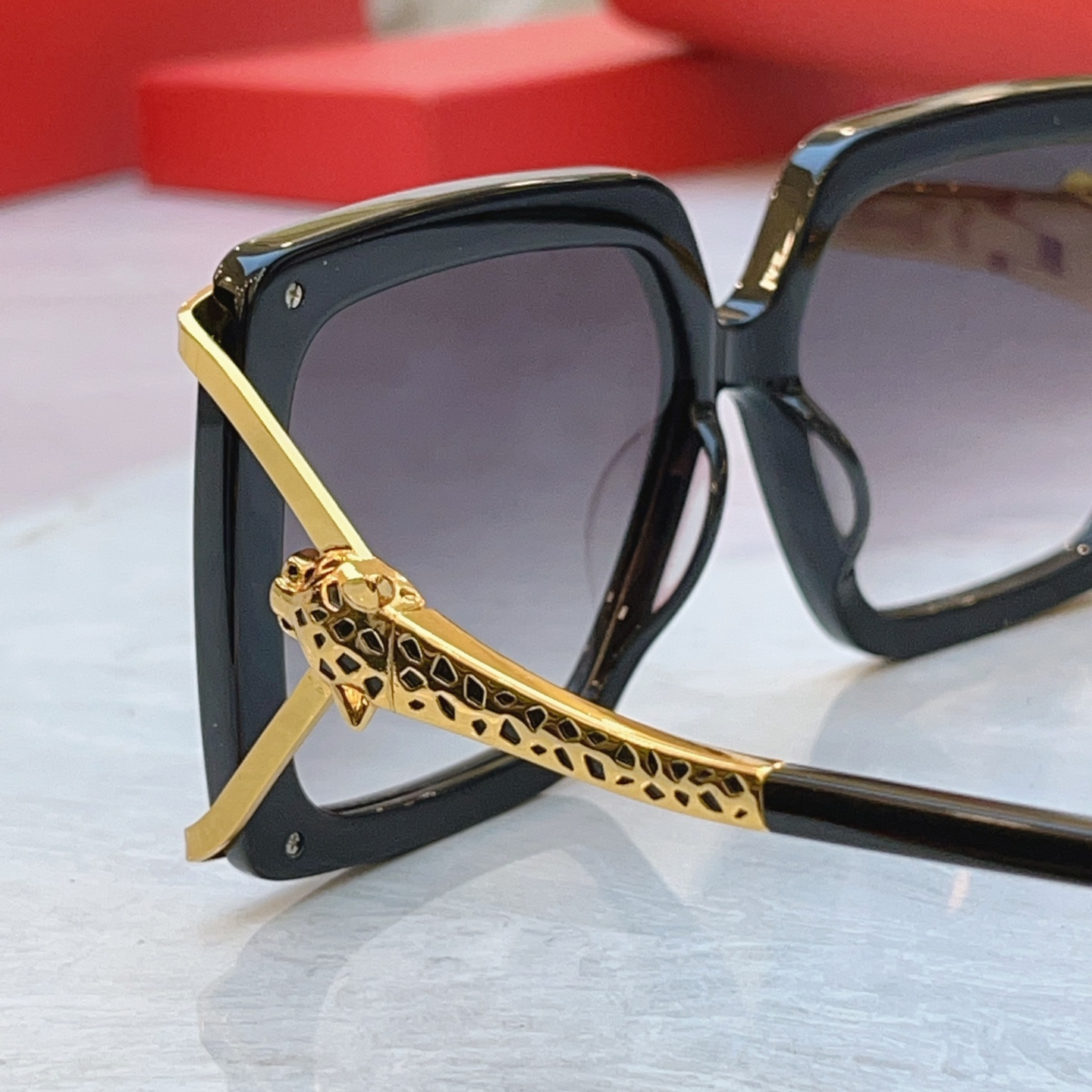 ，【CARTIE*】卡地*亚新款太阳镜，CT02285S，size: 56口15-132